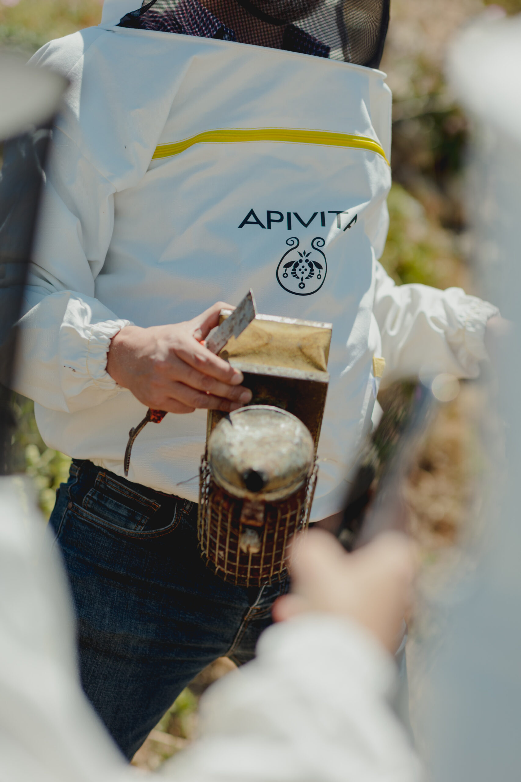 Η APIVITA έστειλε ένα δυνατό μήνυμα για τη διάσωση των μελισσών από τη Σέριφο-5