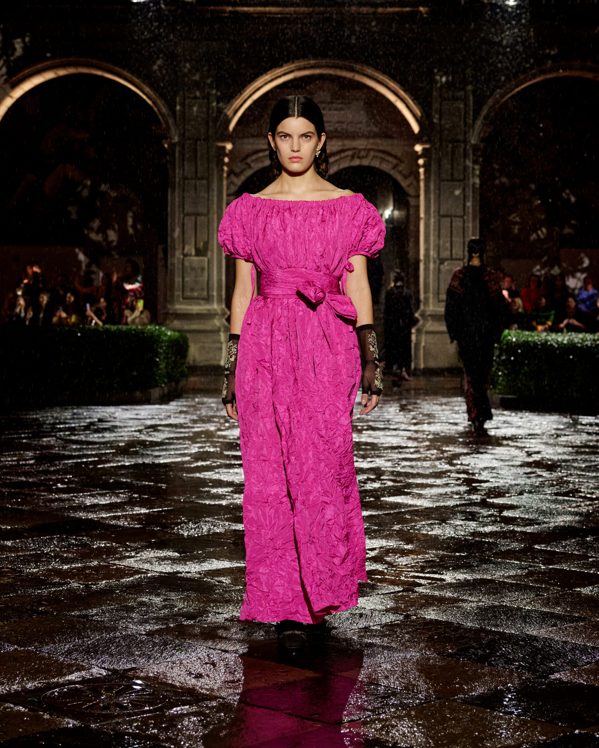 Dior Cruise 2024: Οι συμβολισμοί πίσω από το show που μας ταξίδεψε στο Μεξικό-8