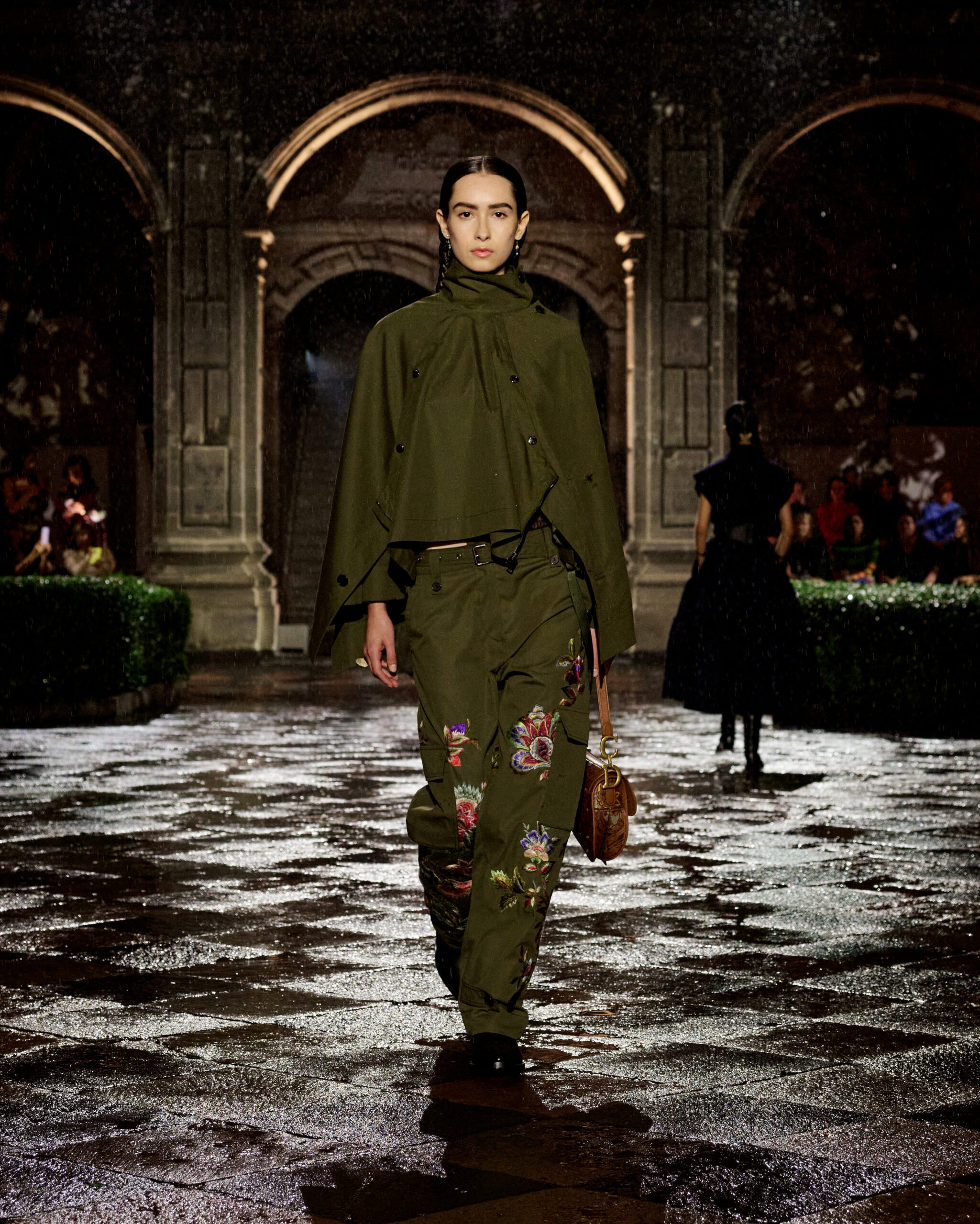 Dior Cruise 2024: Οι συμβολισμοί πίσω από το show που μας ταξίδεψε στο Μεξικό-14