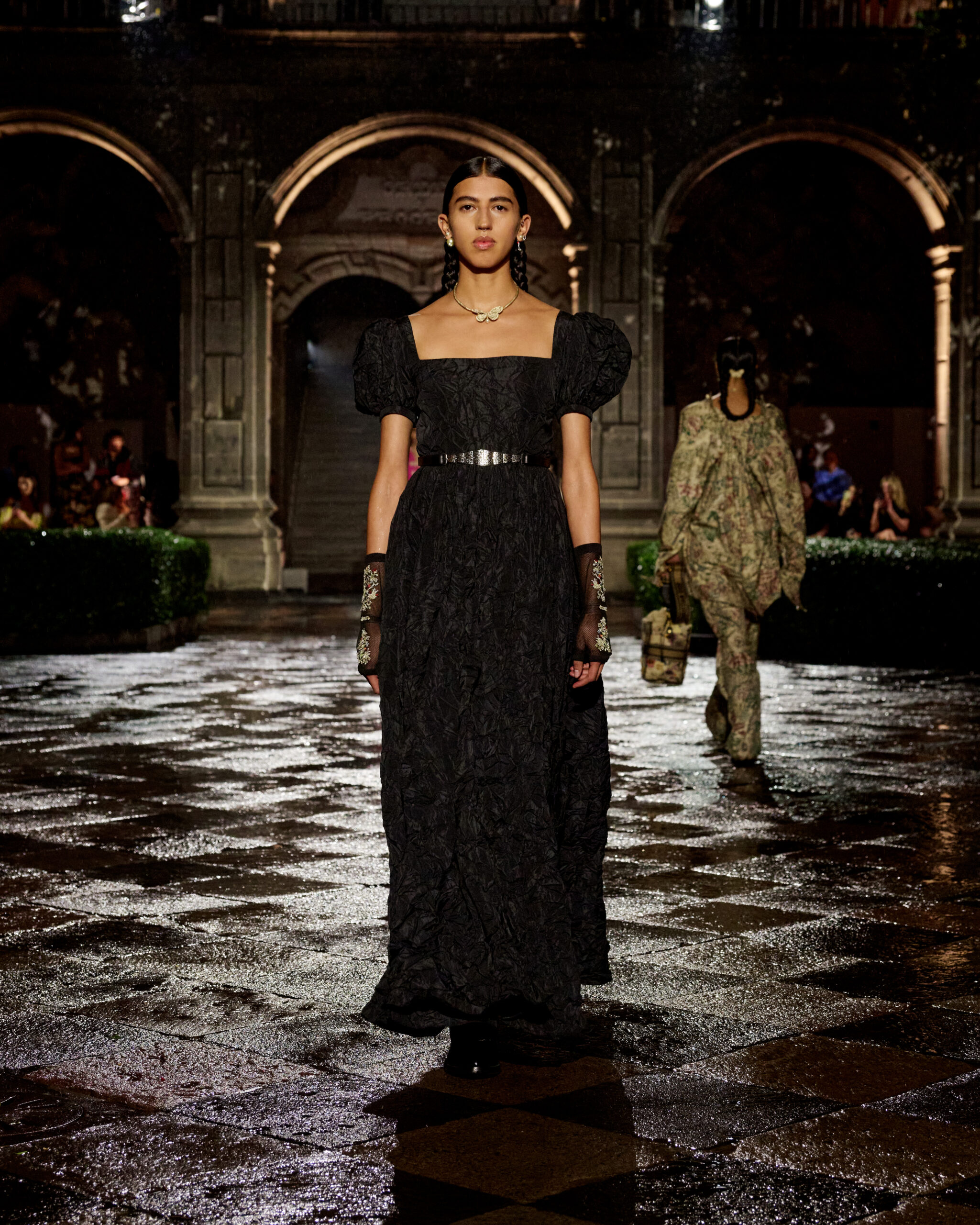 Dior Cruise 2024: Οι συμβολισμοί πίσω από το show που μας ταξίδεψε στο Μεξικό-11