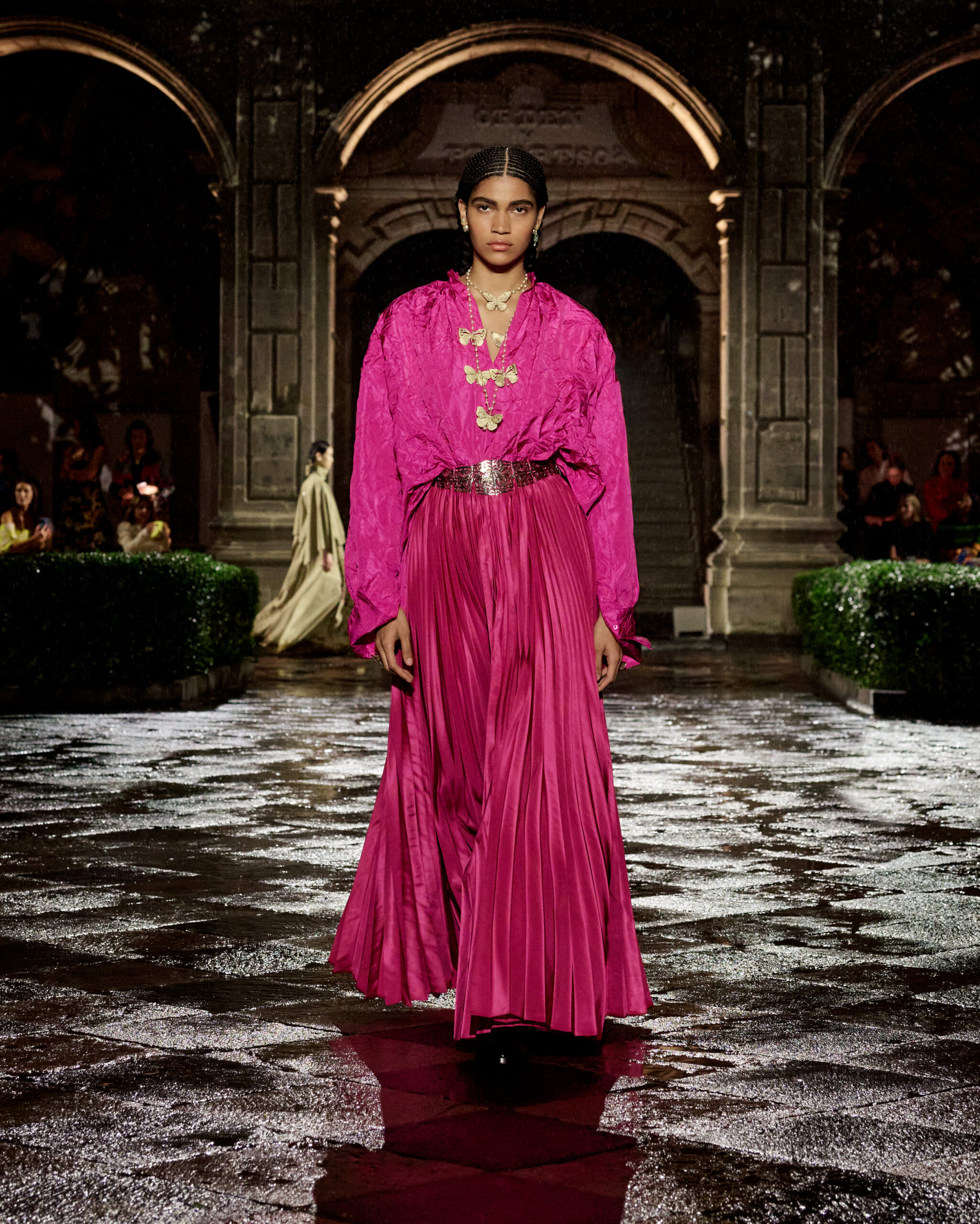 Dior Cruise 2024: Οι συμβολισμοί πίσω από το show που μας ταξίδεψε στο Μεξικό-3