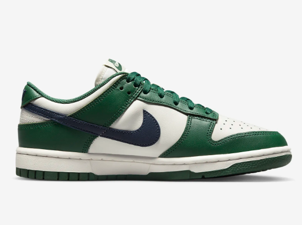 Φορέματα με sneakers: Ο πιο αλάνθαστος συνδυασμός του καλοκαιριού-6