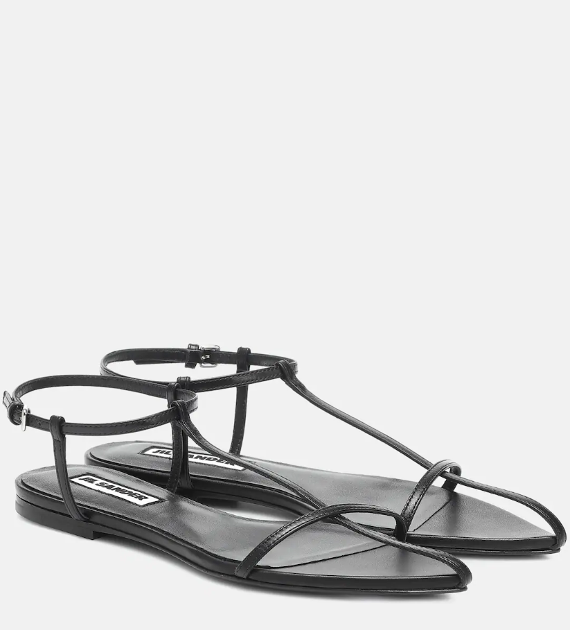 Capri sandals: Τα πιο διαχρονικά και κομψά σανδάλια επιστρέφουν και αυτό το καλοκαίρι-6