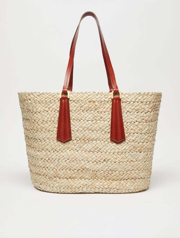 Οι 8 πιο stylish τσάντες παραλίας πλαισιώνουν τα beach looks-2