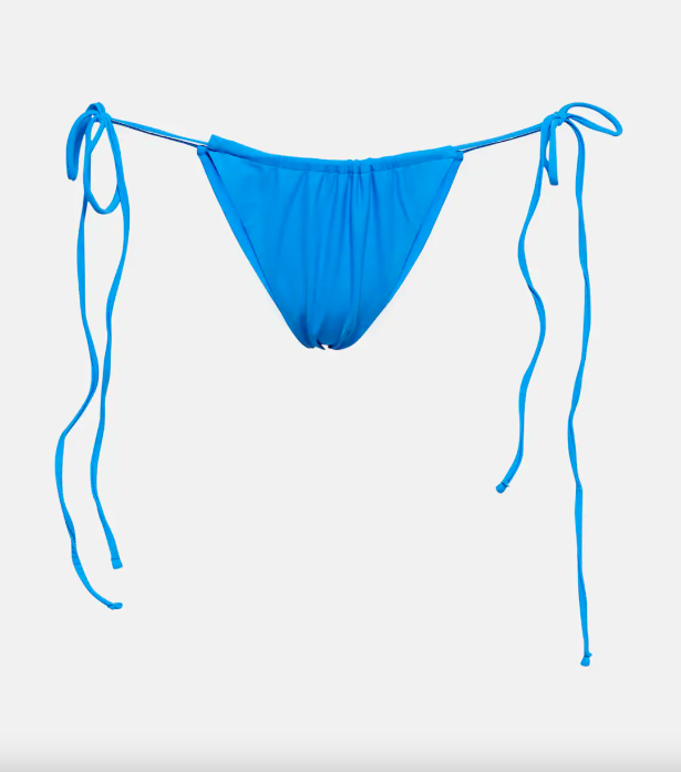 Από τα tube top, στα Samba της Adidas: Όλες οι τάσεις που φορούν τώρα οι celebrities-8