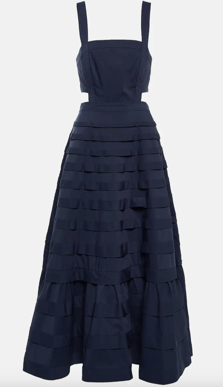 Navy blue: Θα αντικαταστήσει το μαύρο χρώμα στις καλοκαιρινές εμφανίσεις-3
