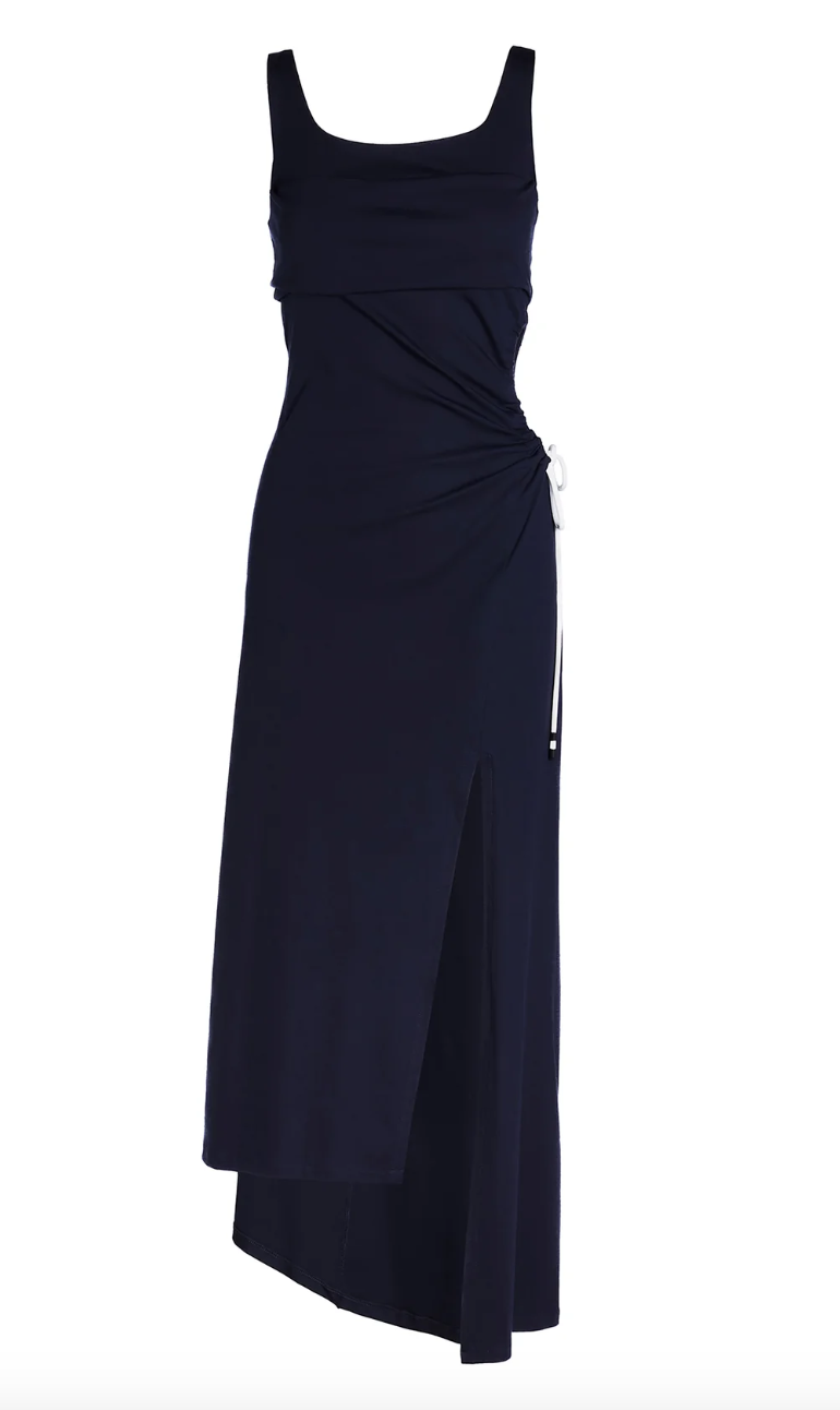 Navy blue: Θα αντικαταστήσει το μαύρο χρώμα στις καλοκαιρινές εμφανίσεις-8