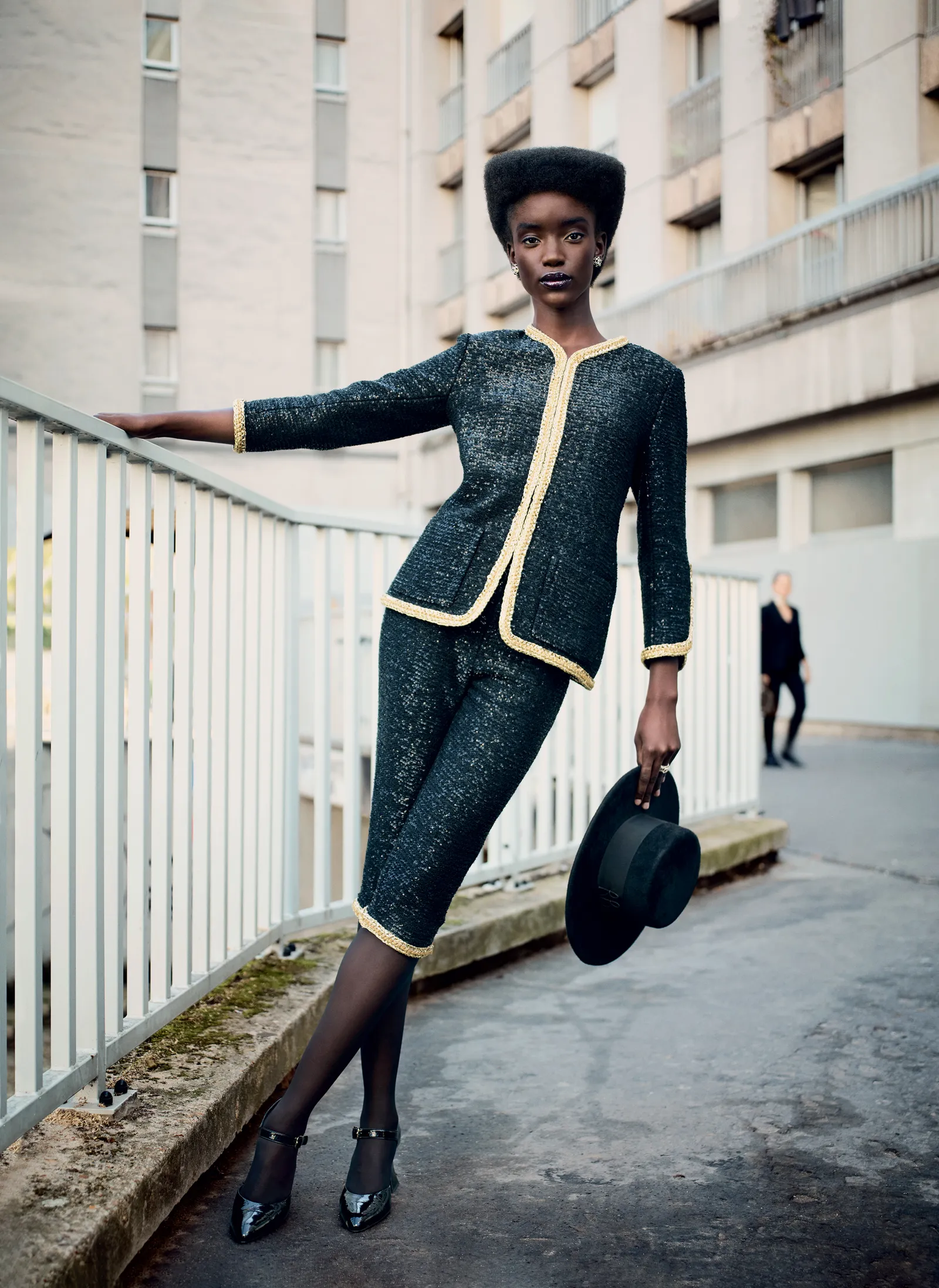 Γιατί η Coco Chanel ερωτεύτηκε το tweed jacket;-1