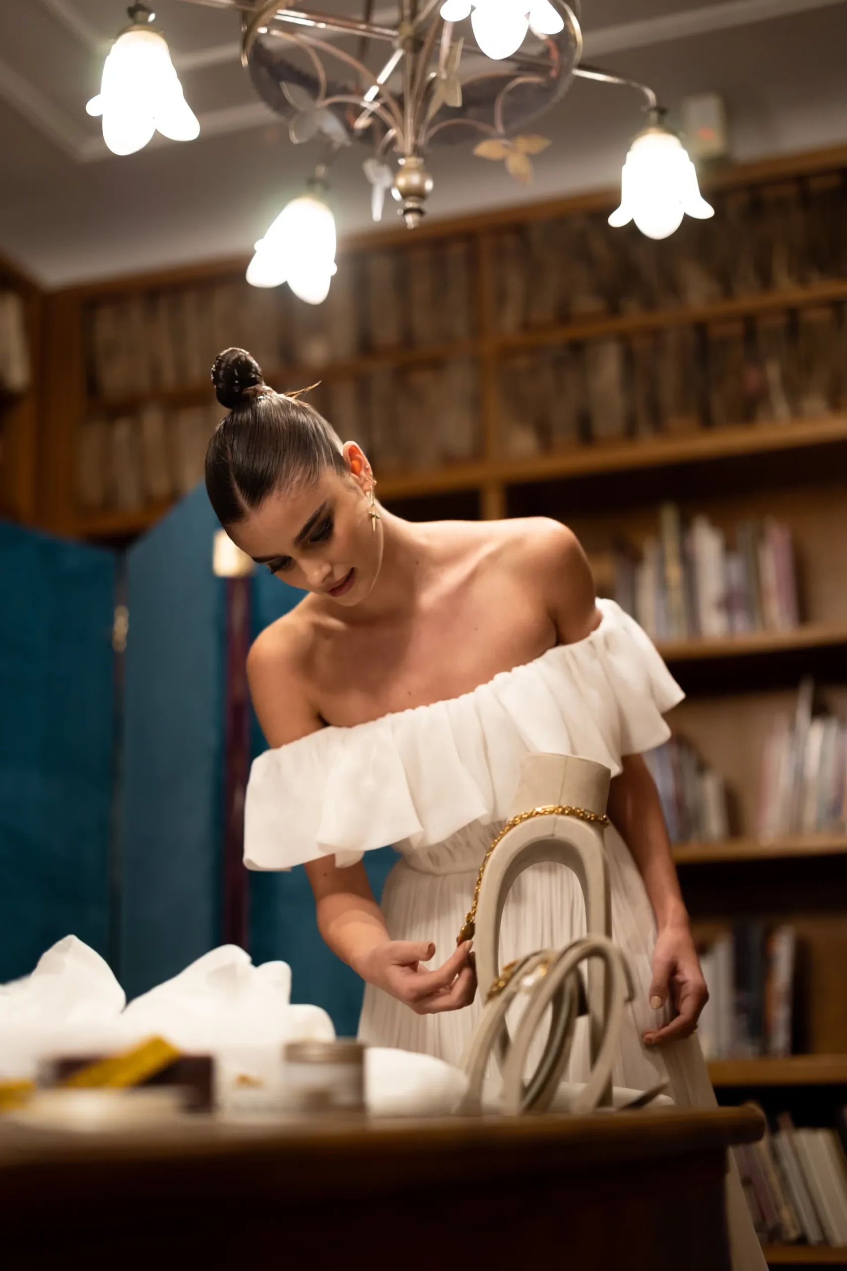 Η Taylor Hill παντρεύτηκε και η Vogue έχει όλες τις λεπτομέρειες-5