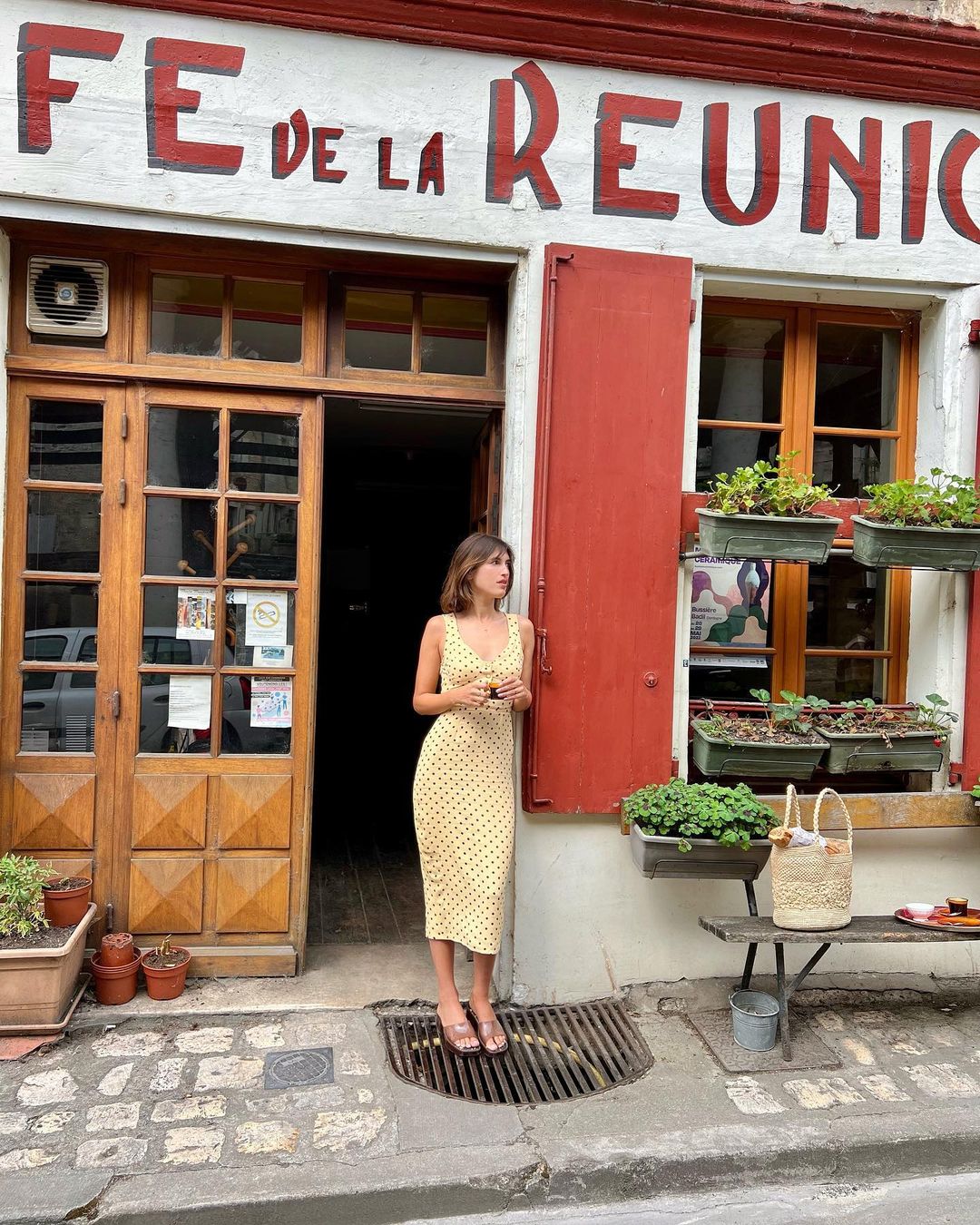 French Chic: Οι 6 τάσεις για να αντιγράψετε το καλοκαιρινό στυλ των Γαλλίδων-3