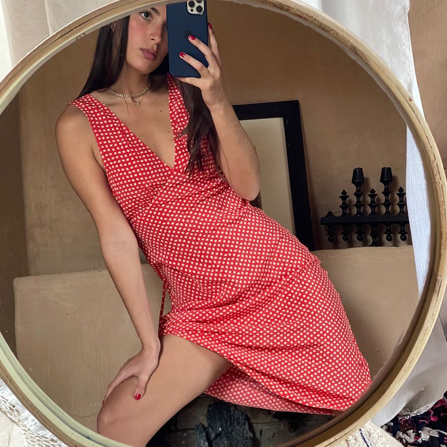 Parisian style: Τα 5 καλοκαιρινά φορέματα που φορούν πάντα οι Γαλλίδες-2
