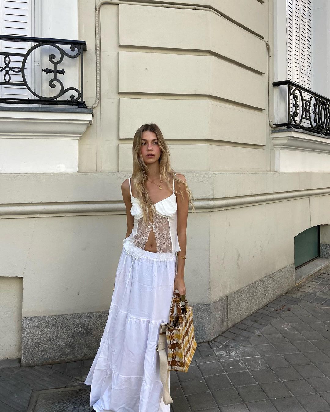 Από το boho στο μίνιμαλ: 8 vacation looks που θα δοκιμάσουμε στις διακοπές-2