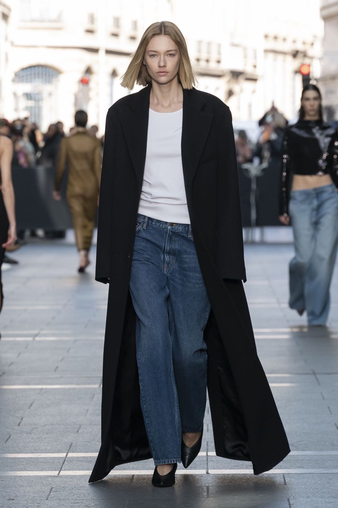 5 φθινοπωρινά jean trends που θα υιοθετήσουμε από τώρα-5