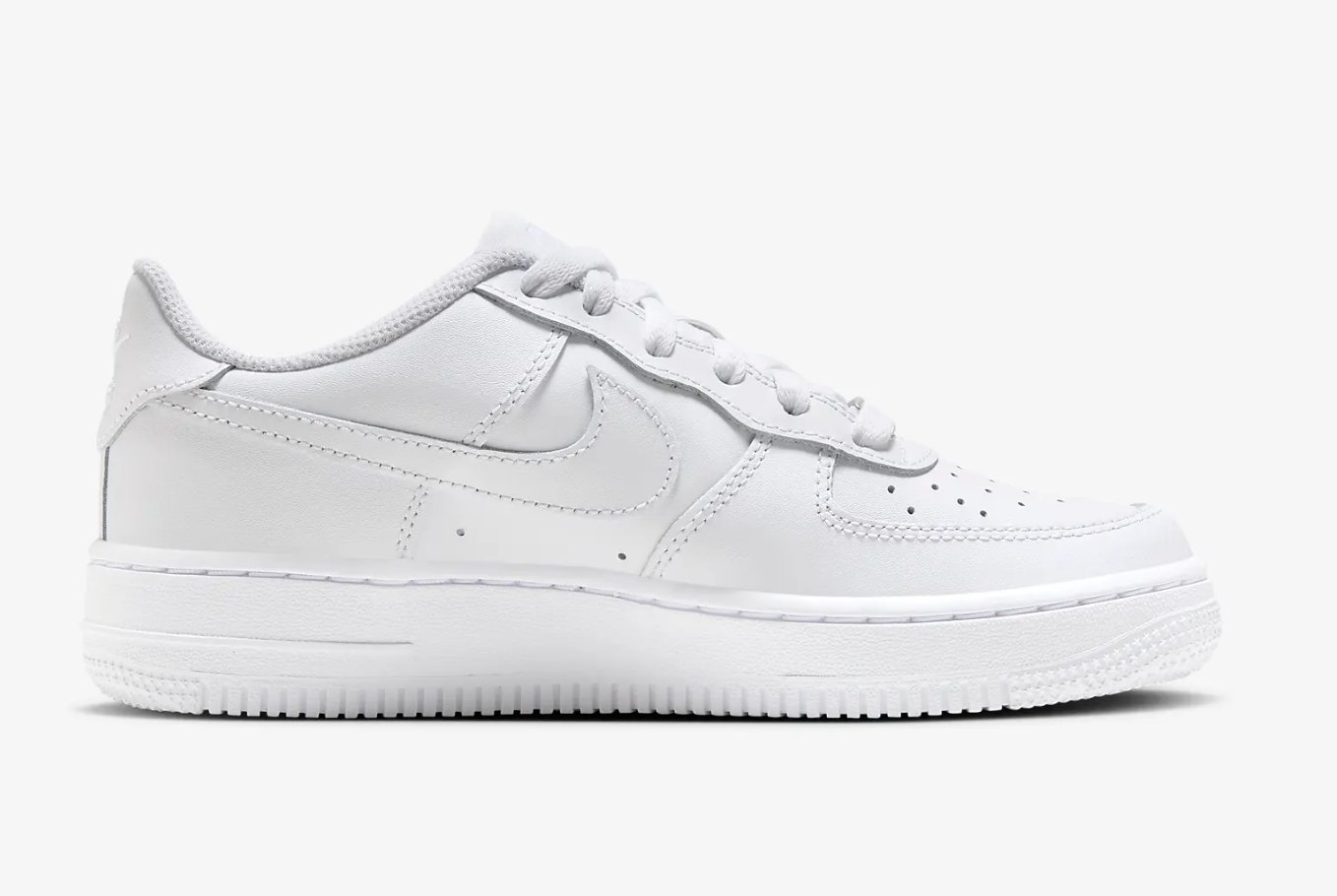 Λευκά sneakers: Όλα τα σχέδια που θα είναι trendy το χειμώνα 2023-8