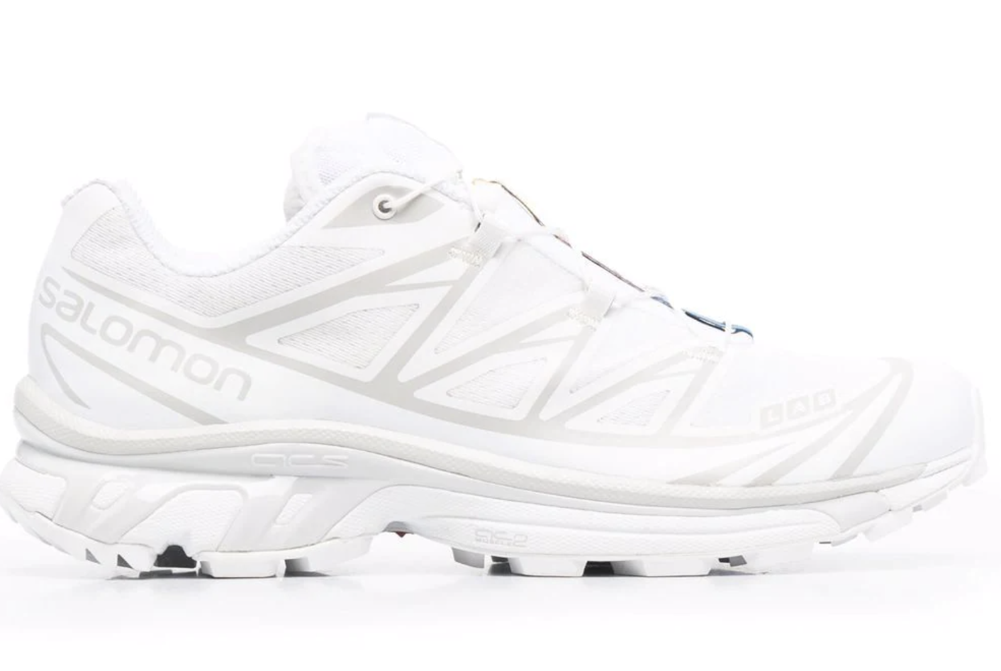 Λευκά sneakers: Όλα τα σχέδια που θα είναι trendy το χειμώνα 2023-9