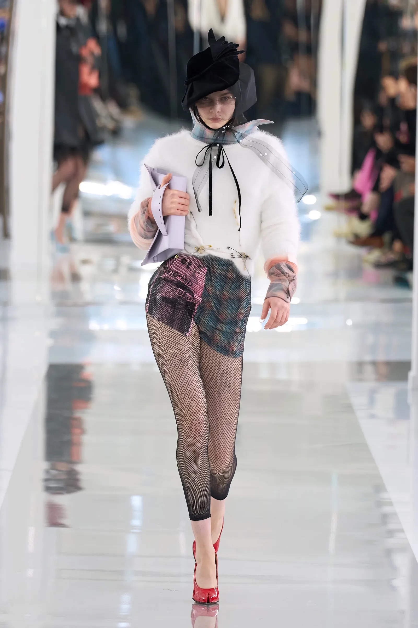 Shoe trends: Ό,τι πρέπει να έχετε στη γκαρνταρόμπα σας για τη νέα σεζόν-1