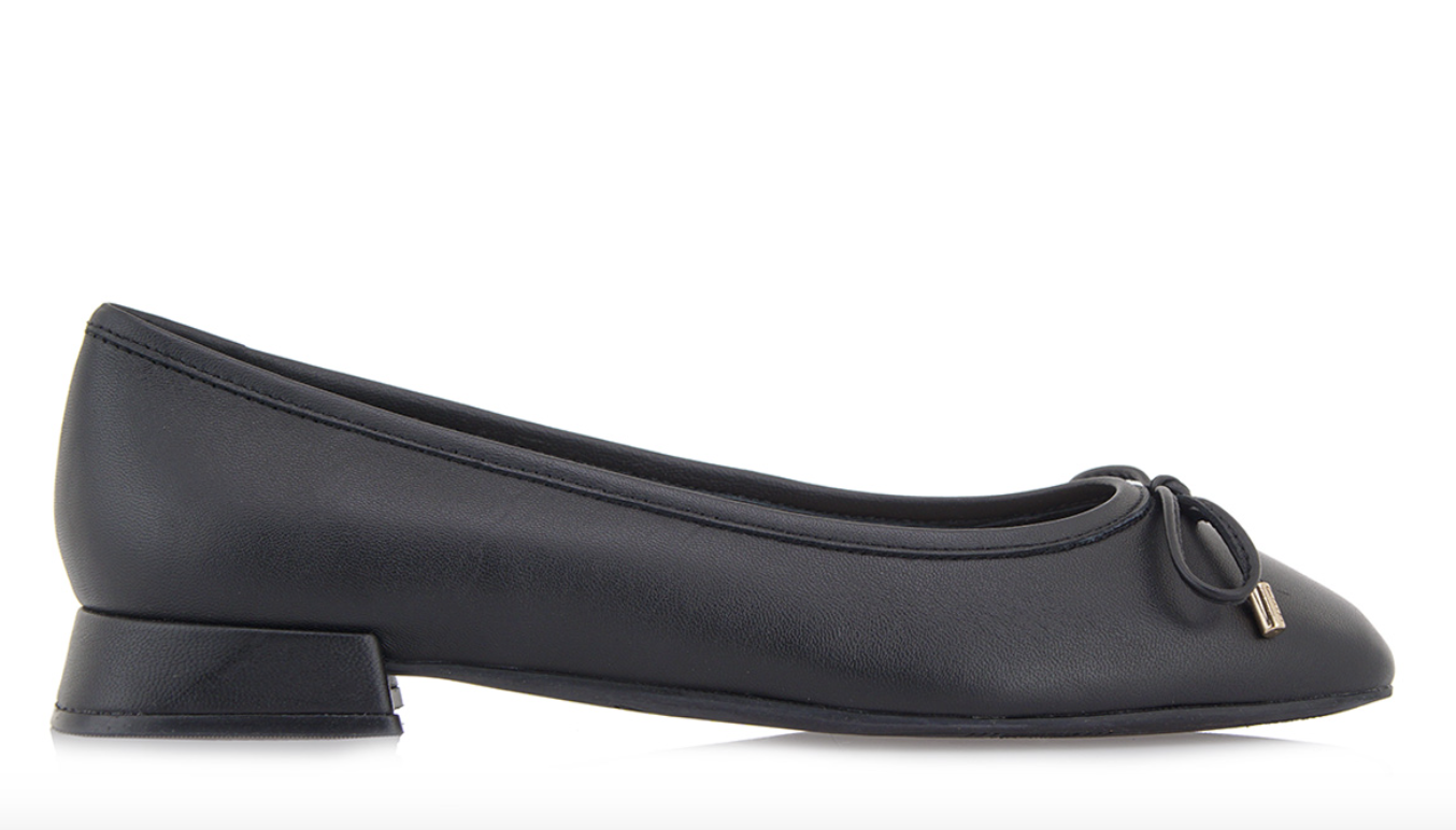 Οι μπαλαρινες είναι το It shoe του φθινοπώρου και η Vogue ξεχώρισε τα best of σχέδια-4