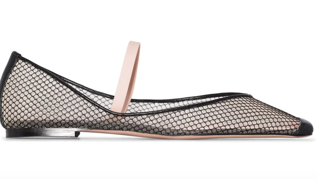 Οι μπαλαρινες είναι το It shoe του φθινοπώρου και η Vogue ξεχώρισε τα best of σχέδια-5