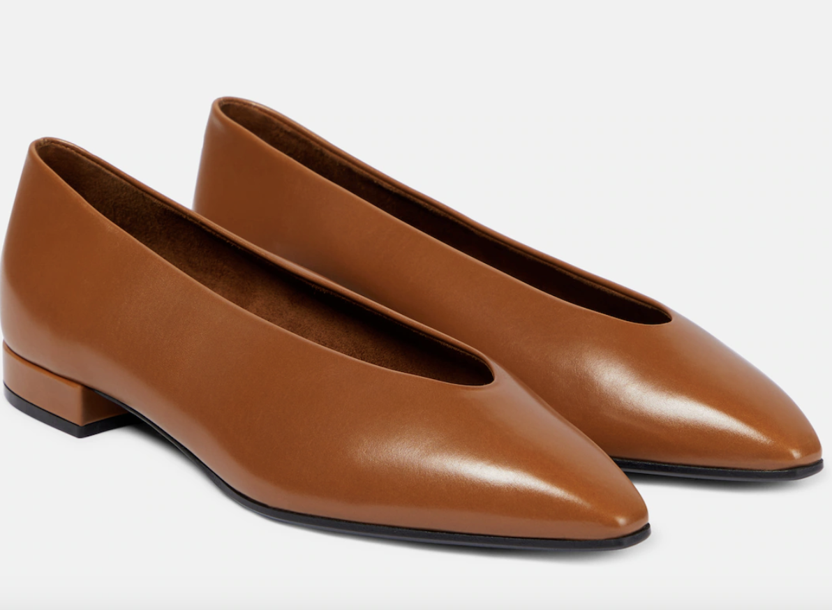 Οι μπαλαρινες είναι το It shoe του φθινοπώρου και η Vogue ξεχώρισε τα best of σχέδια-7
