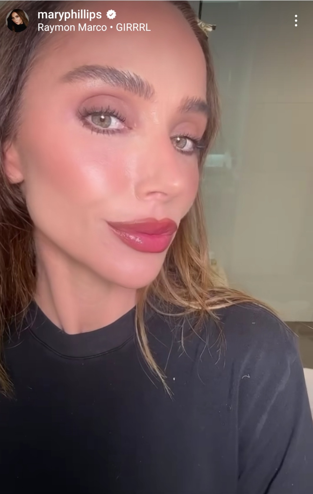 Τα cherry cola lips είναι η νέα beauty εμμονή-1