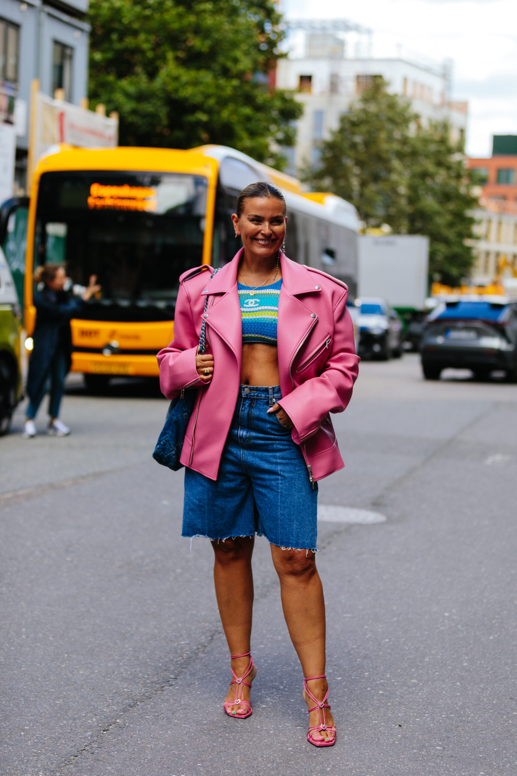 Τα χρώματα του φθινοπώρου μέσα από το street style-6