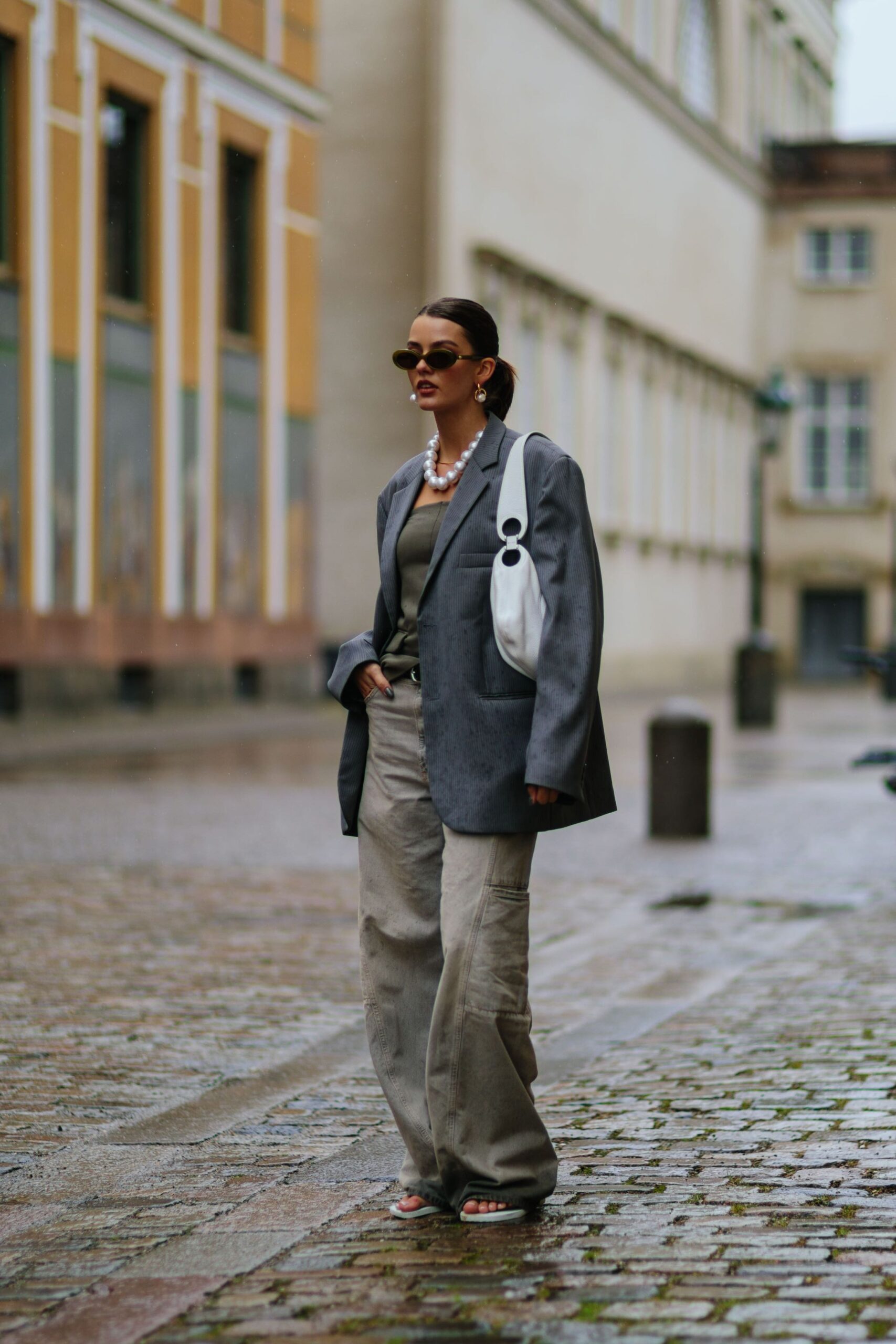 Oversized ή cropped; Aυτά τα σακάκια θα είναι το must του φθινοπώρου-2