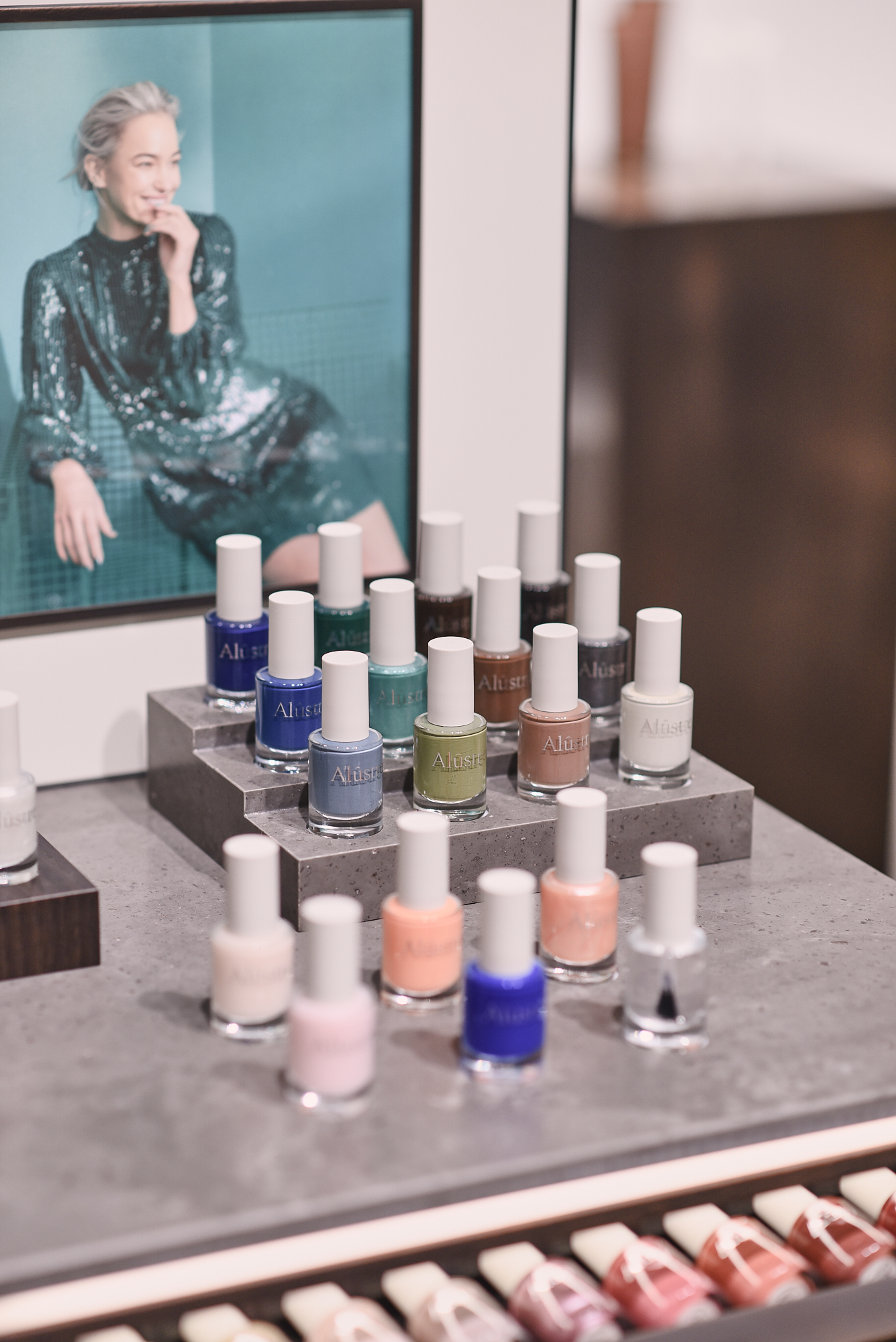 Alûstre: Από τη Μύκονο, στον κόσμο-4