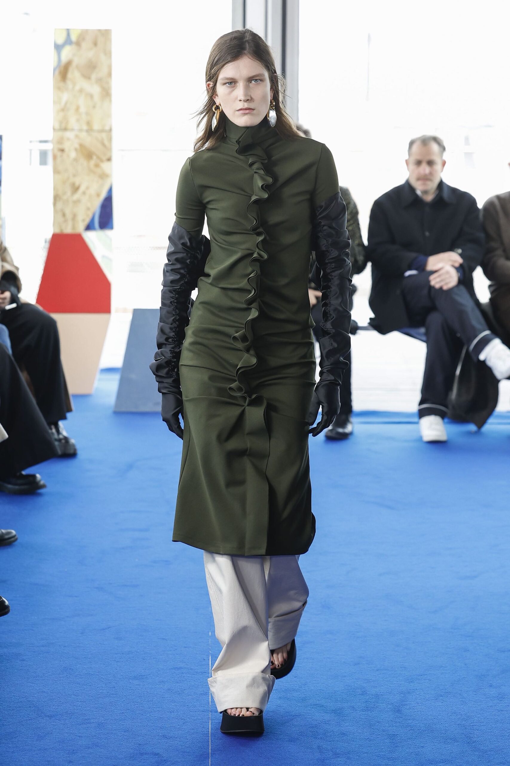 Τα 6 catwalk σύνολα που θα φορέσουν οι Vogue editors το φθινόπωρο-4