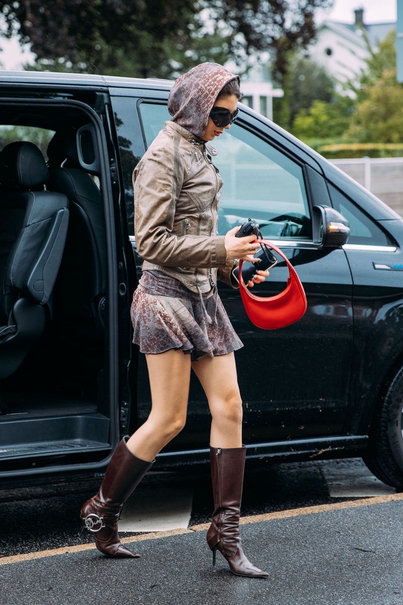 Τα 8 It shoes που ορίζουν το φθινοπωρινό street style-7