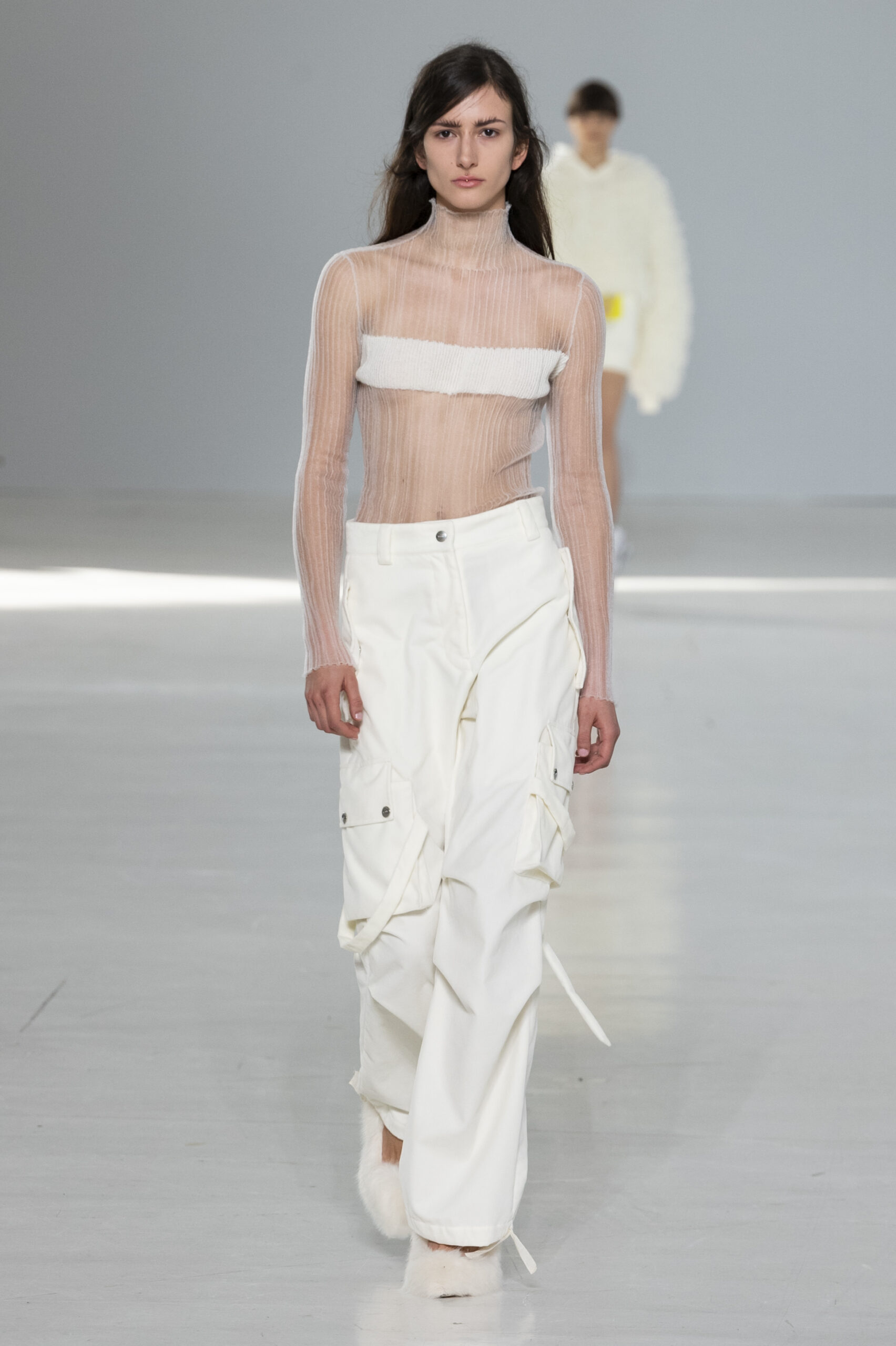 Τα 7 trendy παντελόνια της χειμερινής γκαρνταρόμπας-16
