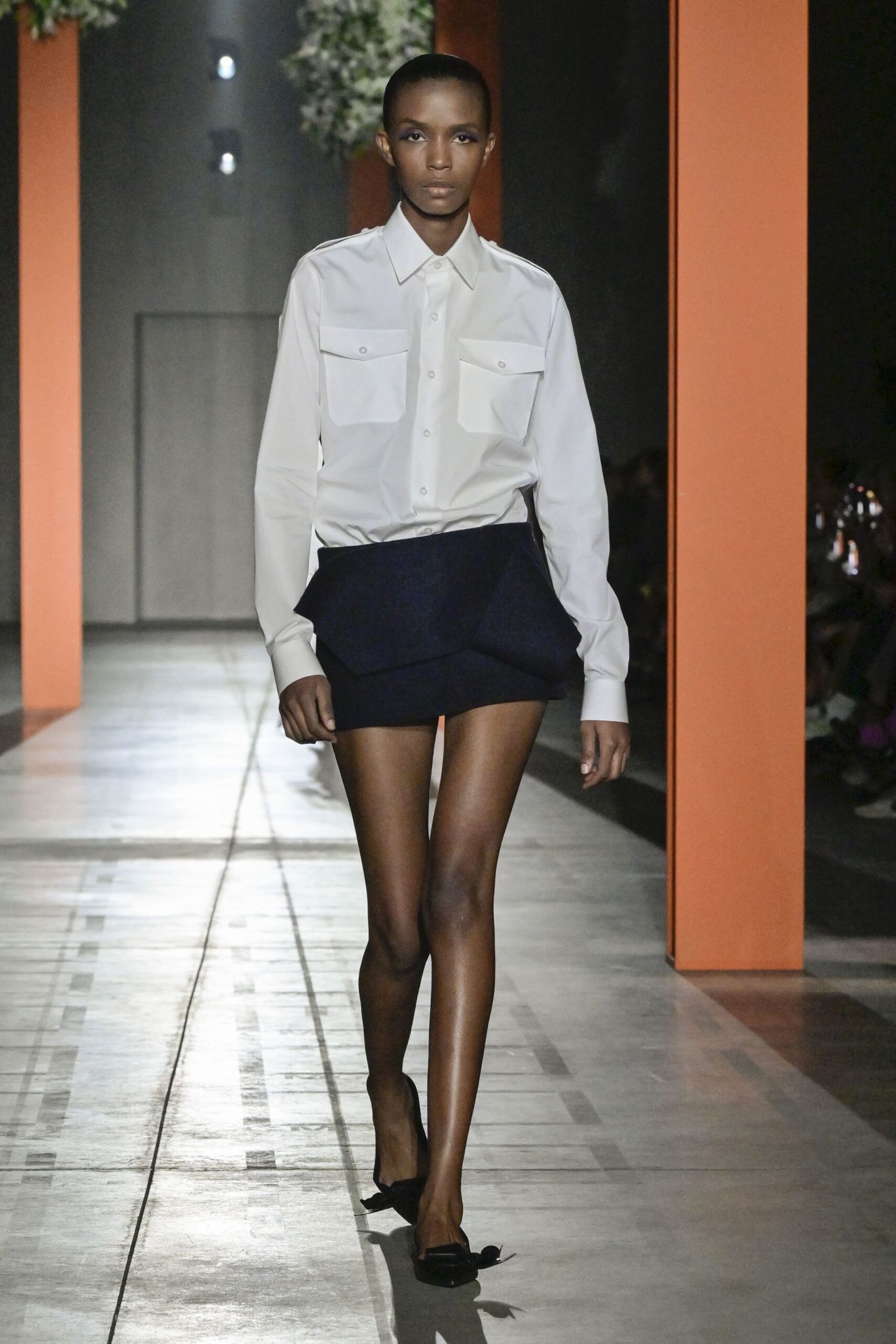 Τα 6 catwalk σύνολα που θα φορέσουν οι Vogue editors το φθινόπωρο-2