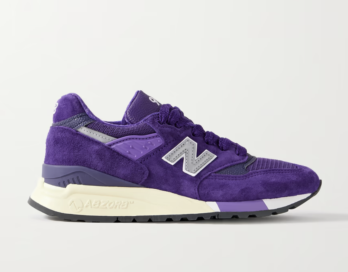 6 χρωματιστά sneakers για τα looks του χειμώνα-1