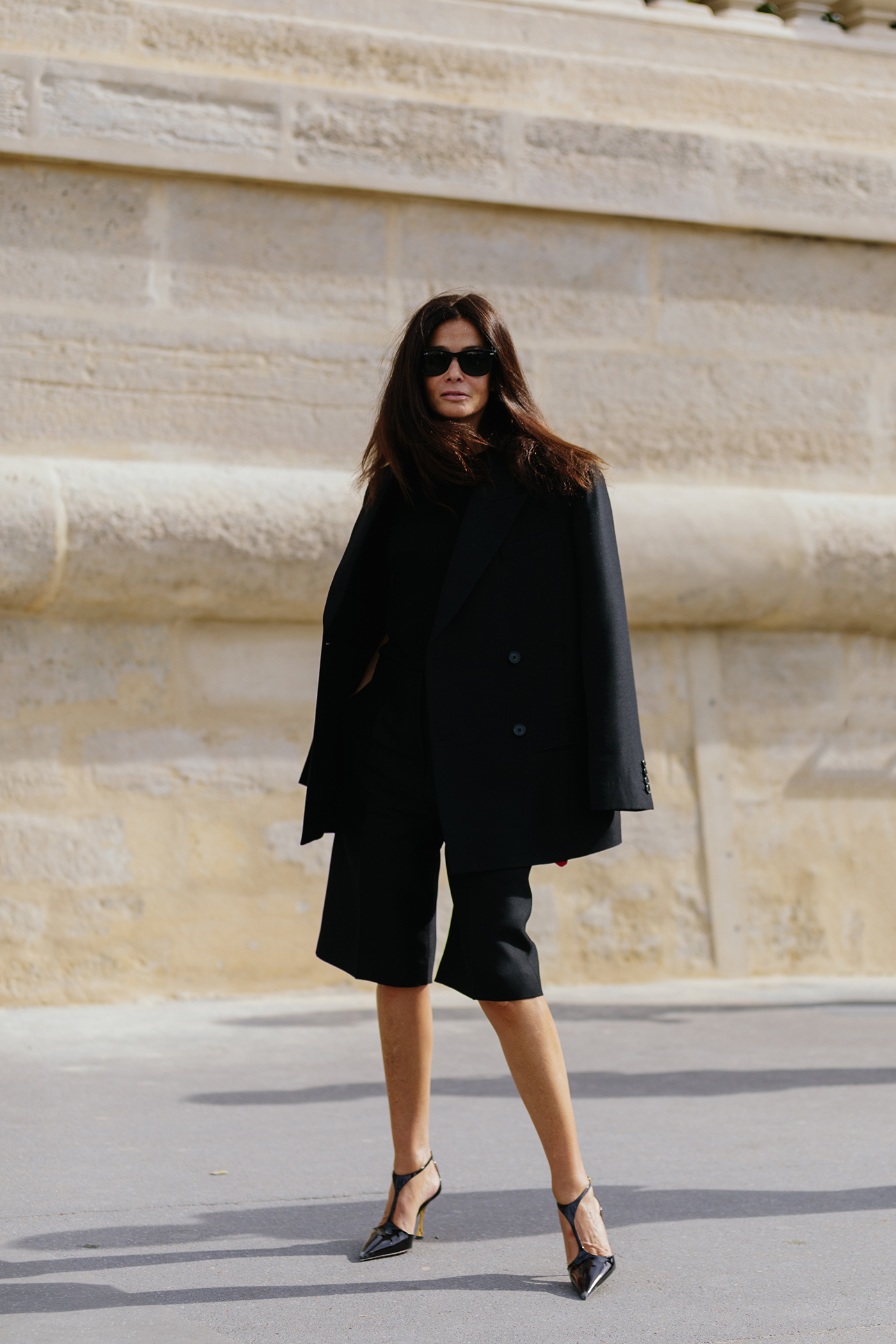 Εβδομάδα Μόδας Παρισιού: Το all black είναι το key look της σεζόν-5