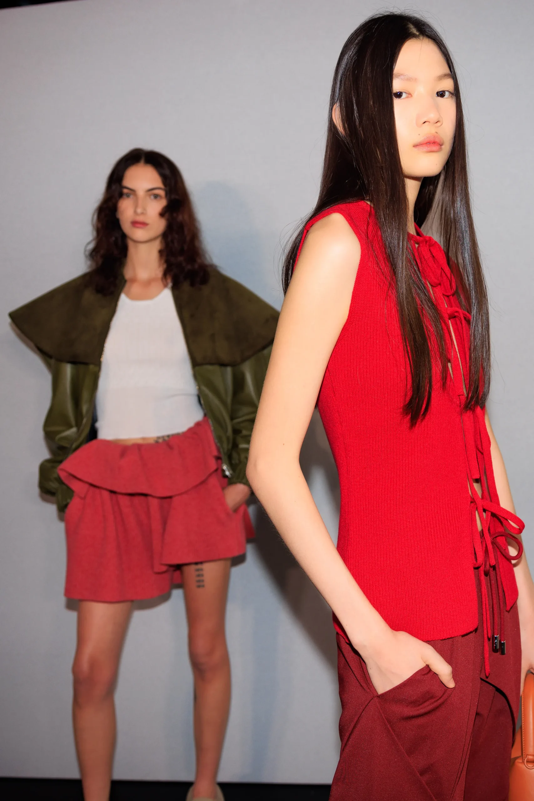 Εβδομάδα Μόδας Λονδίνου SS24: Οι κορυφαίες backstage στιγμές-71