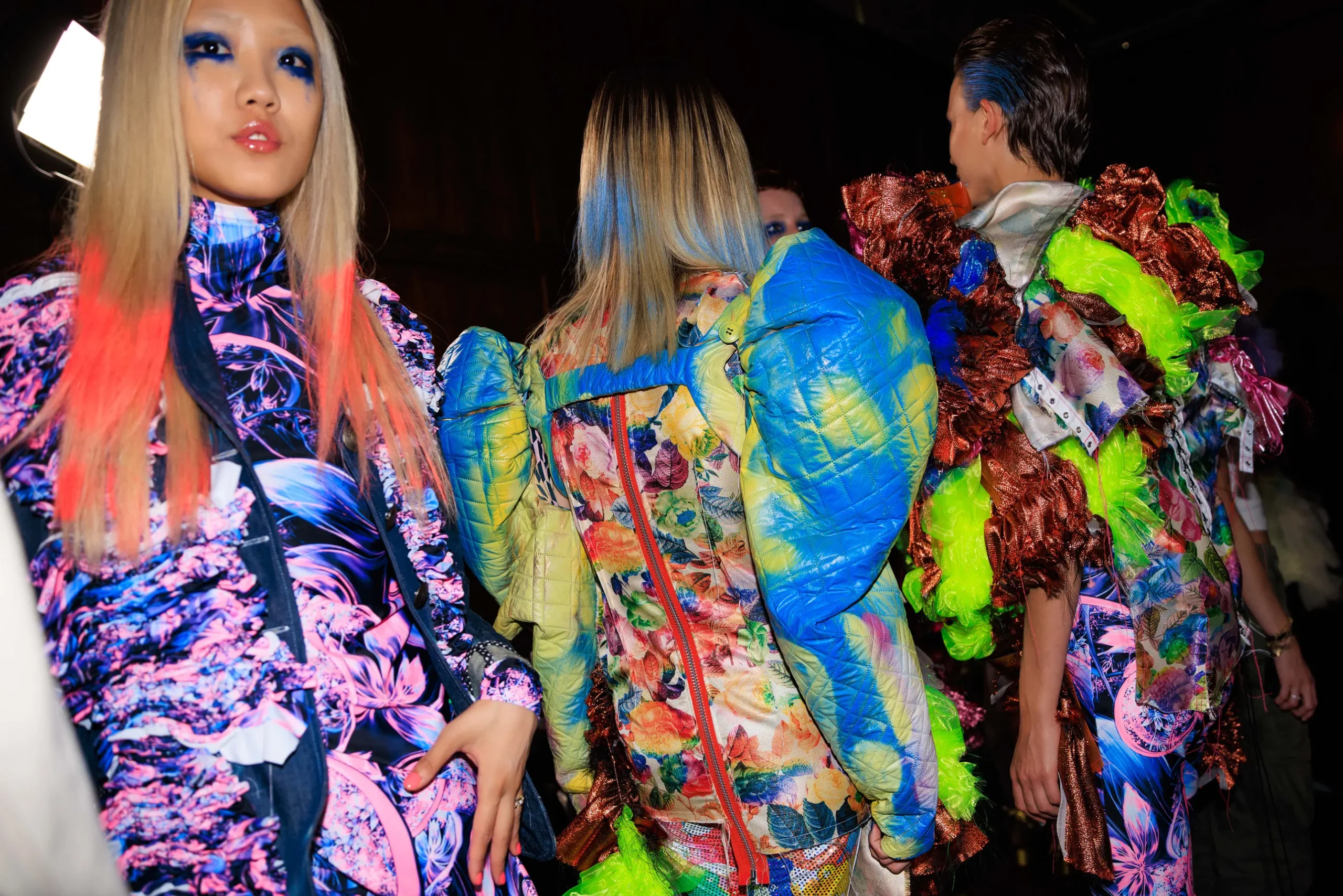 Εβδομάδα Μόδας Λονδίνου SS24: Οι κορυφαίες backstage στιγμές-51