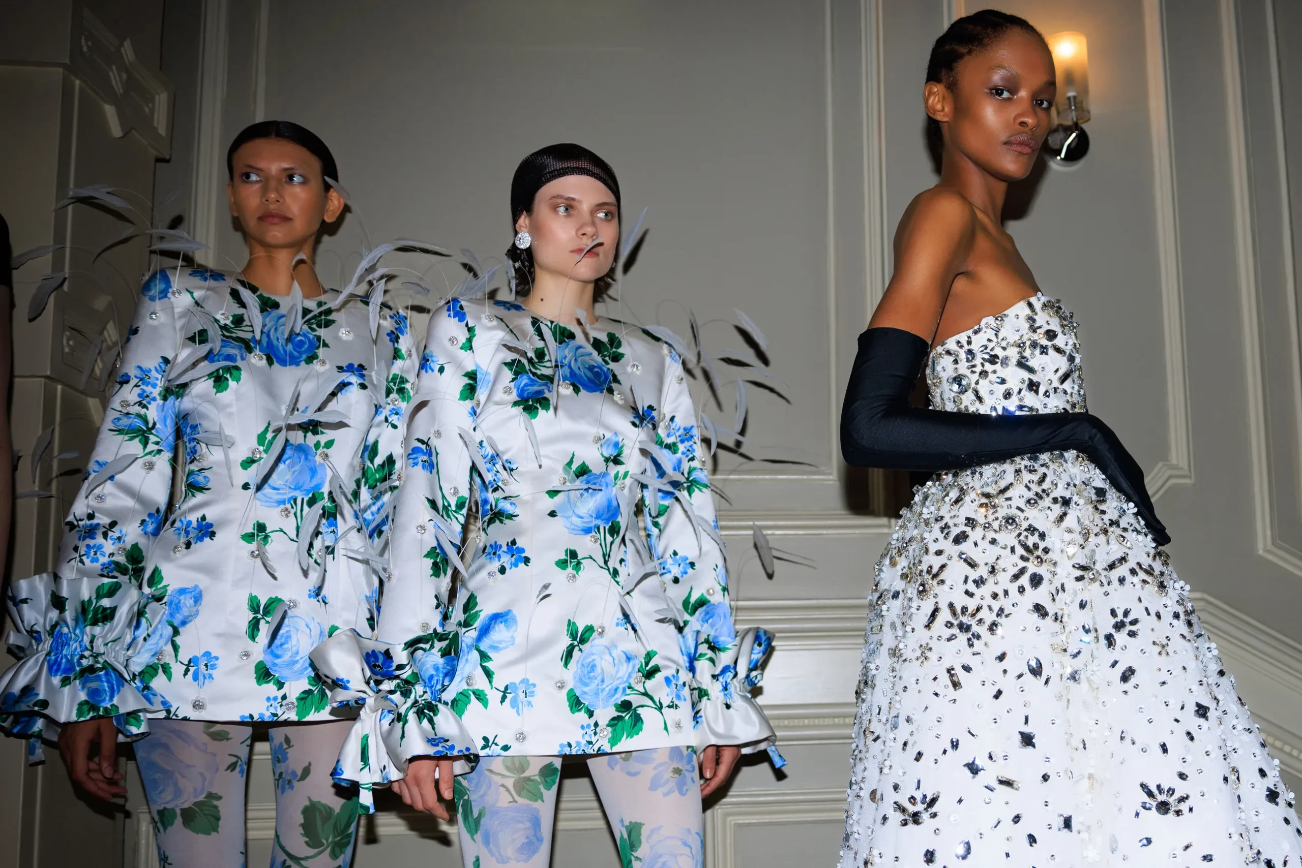 Εβδομάδα Μόδας Λονδίνου SS24: Οι κορυφαίες backstage στιγμές-39