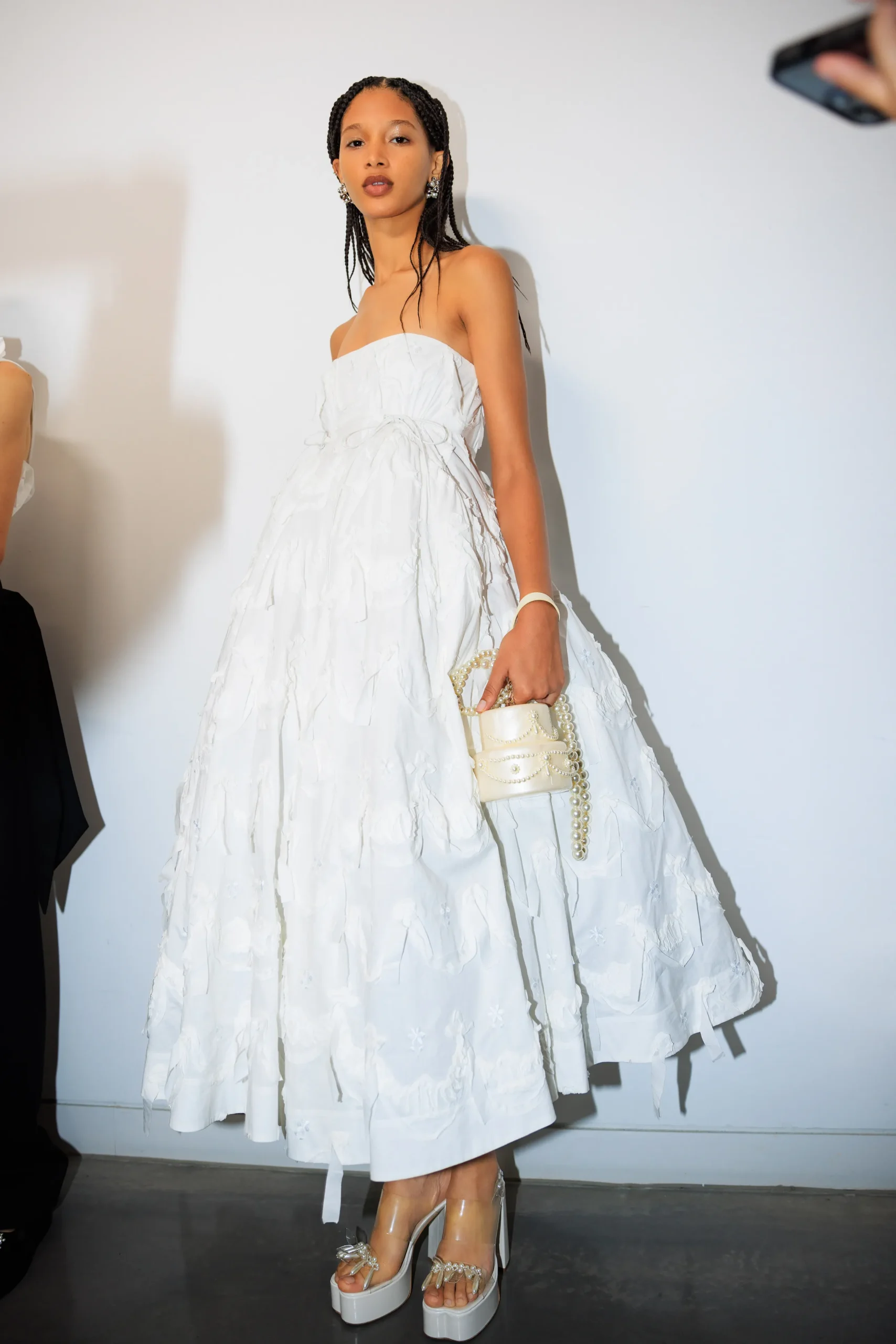 Εβδομάδα Μόδας Λονδίνου SS24: Οι κορυφαίες backstage στιγμές-27