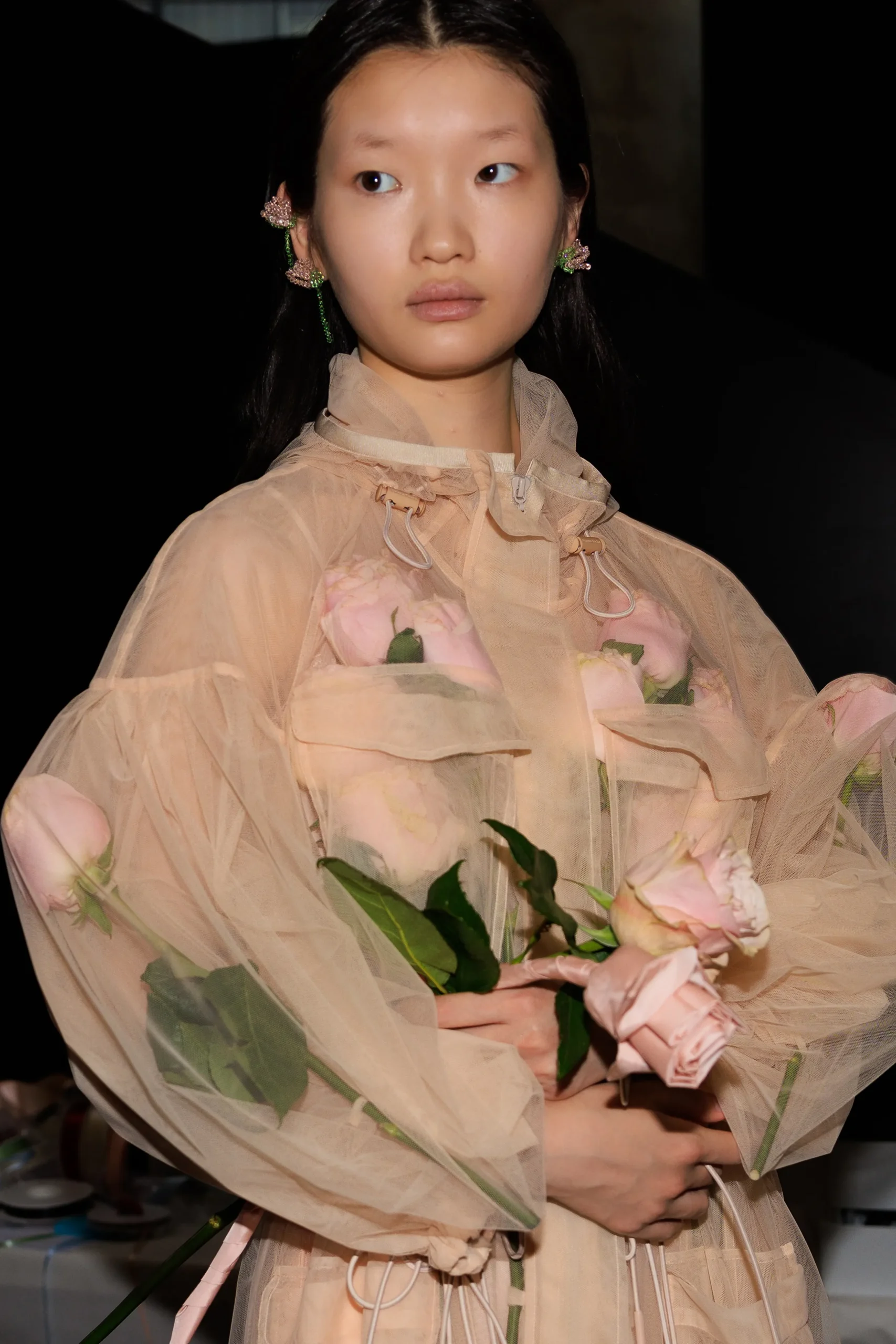 Εβδομάδα Μόδας Λονδίνου SS24: Οι κορυφαίες backstage στιγμές-30