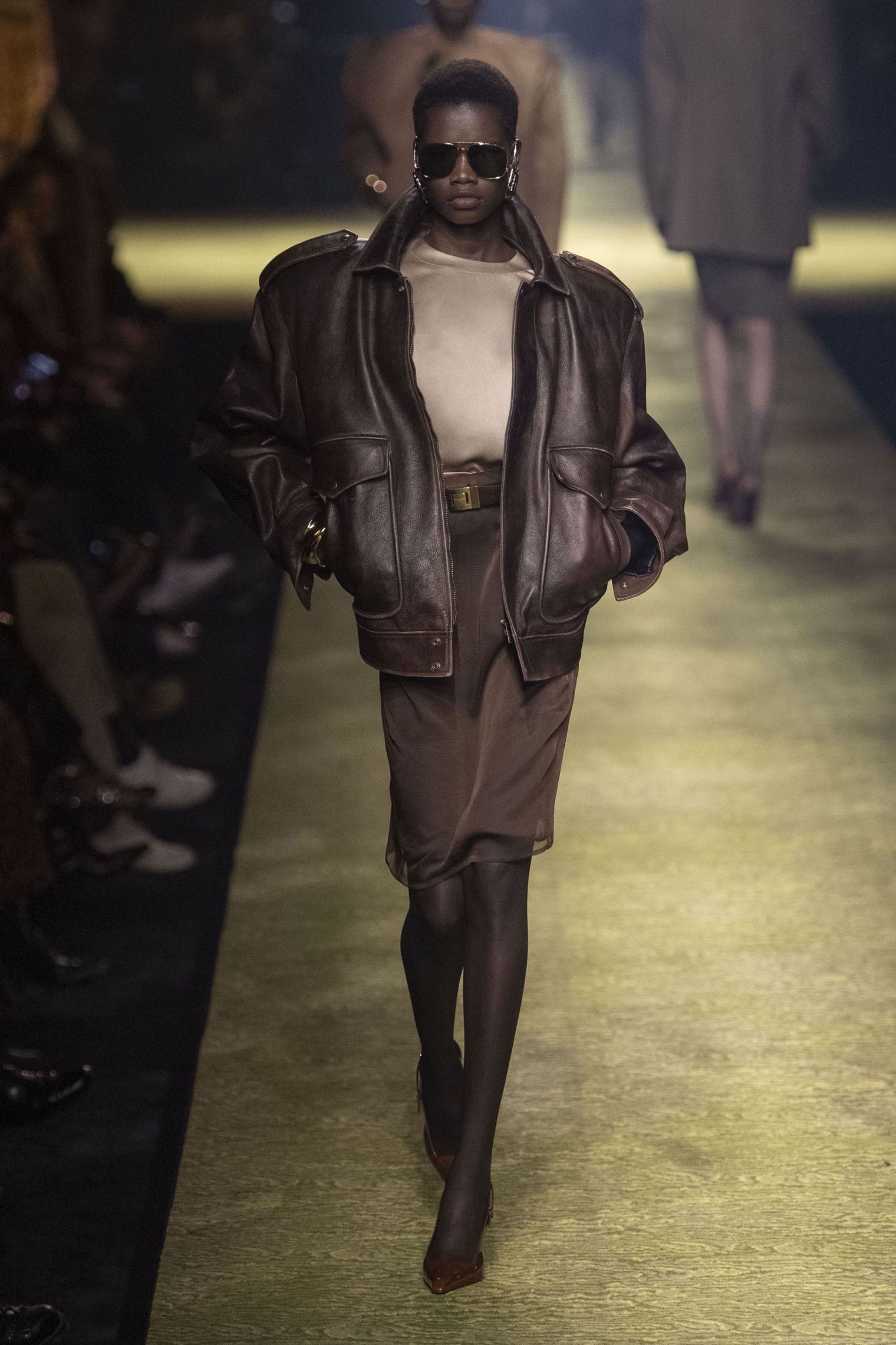 Αυτό το used leather jacket θα είναι το it piece του φθινοπώρου-3