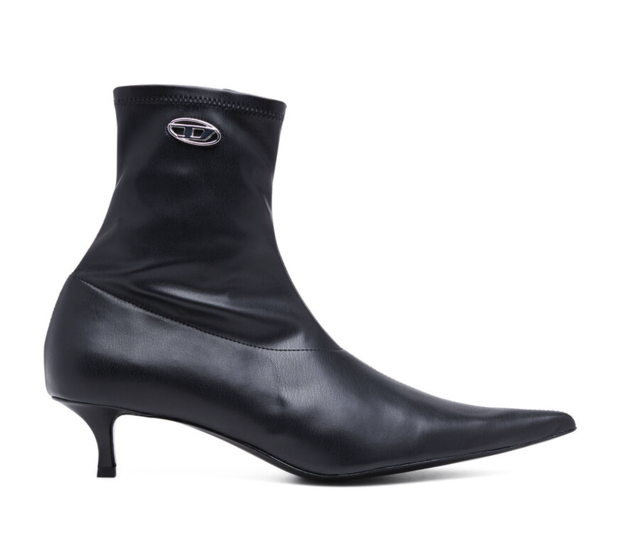 Low-heel boots: Είναι τα It-shoes του χειμώνα-6