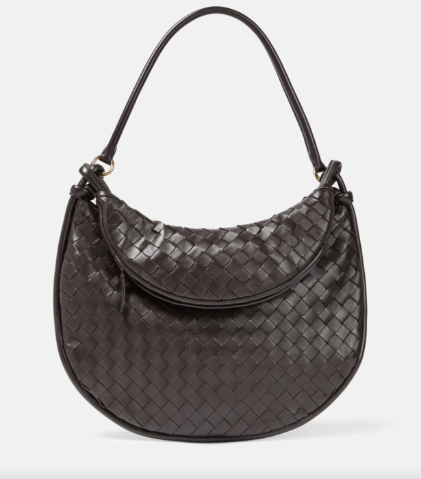 Οι hobo bags επιστρέφουν και αυτά είναι τα πιο ωραία σχέδια-3
