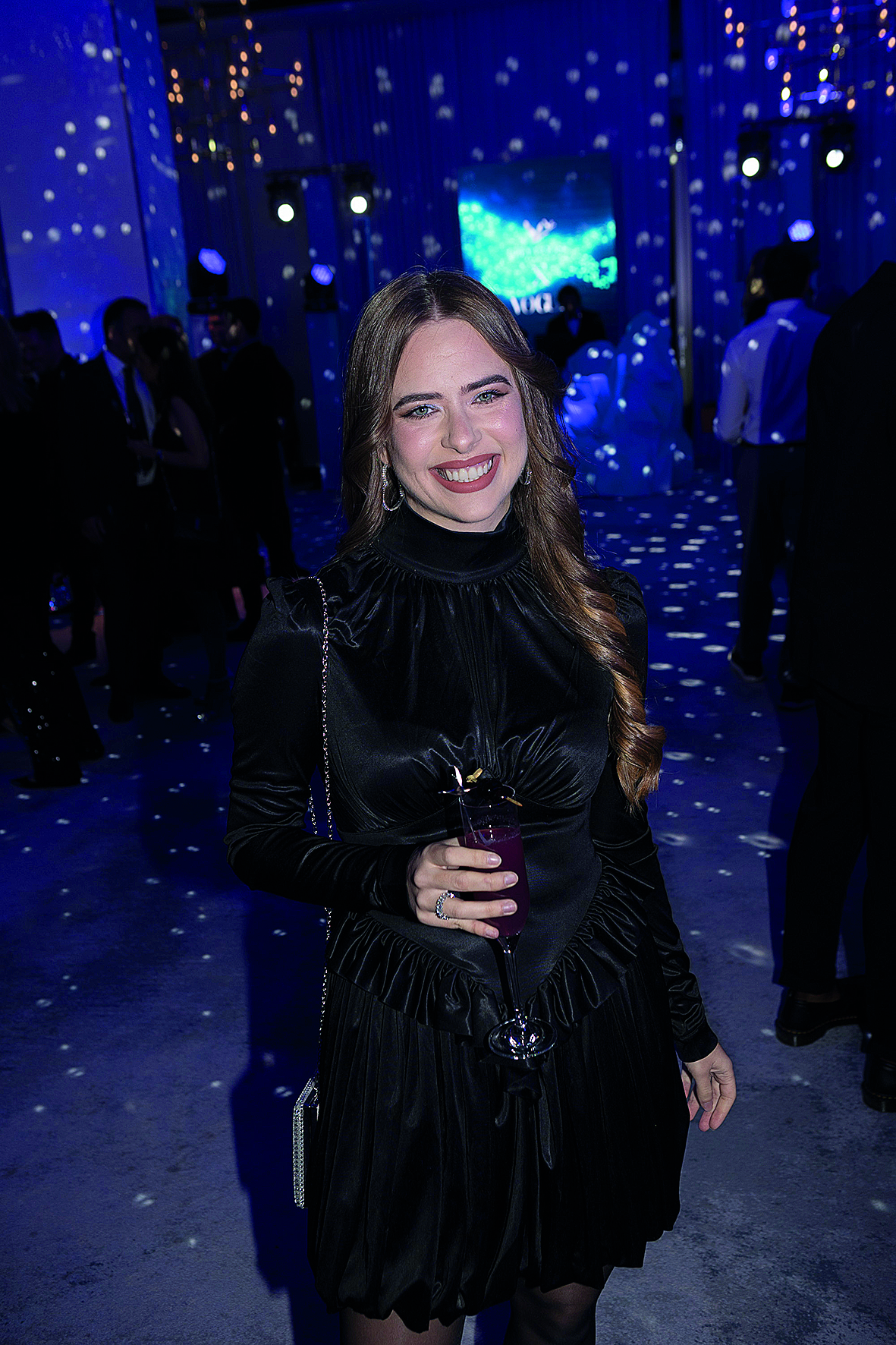 Grey Goose x Vogue Greece: Οι εντυπωσιακές Black Tie εμφανίσεις από το Winter Wonderland party-10
