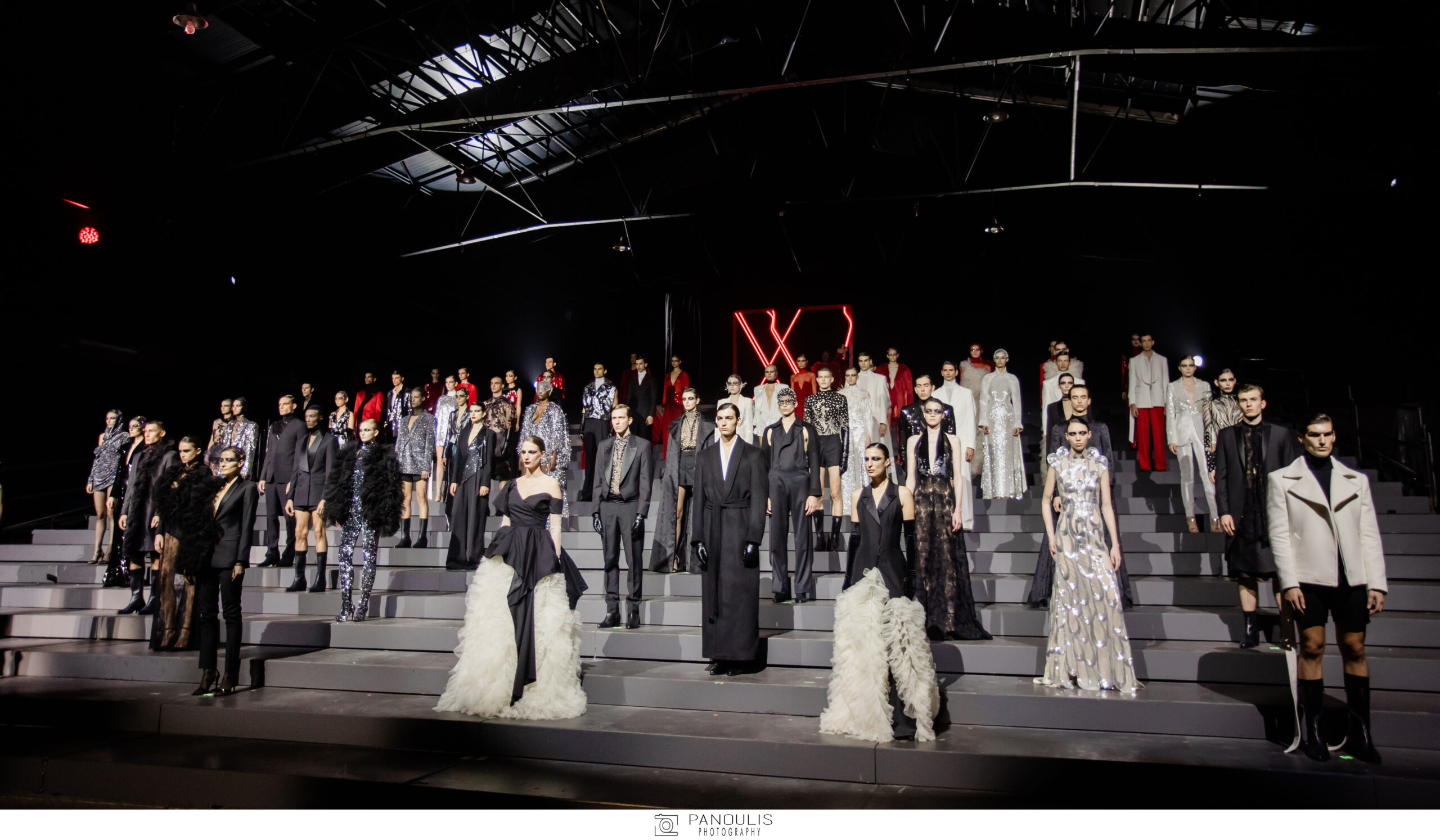 Τα εντυπωσιακά χτενίσματα από το show Dimitris Petrou είχαν την υπογραφή του Γιώργου Δουδέσση και της Wella Professionals-1