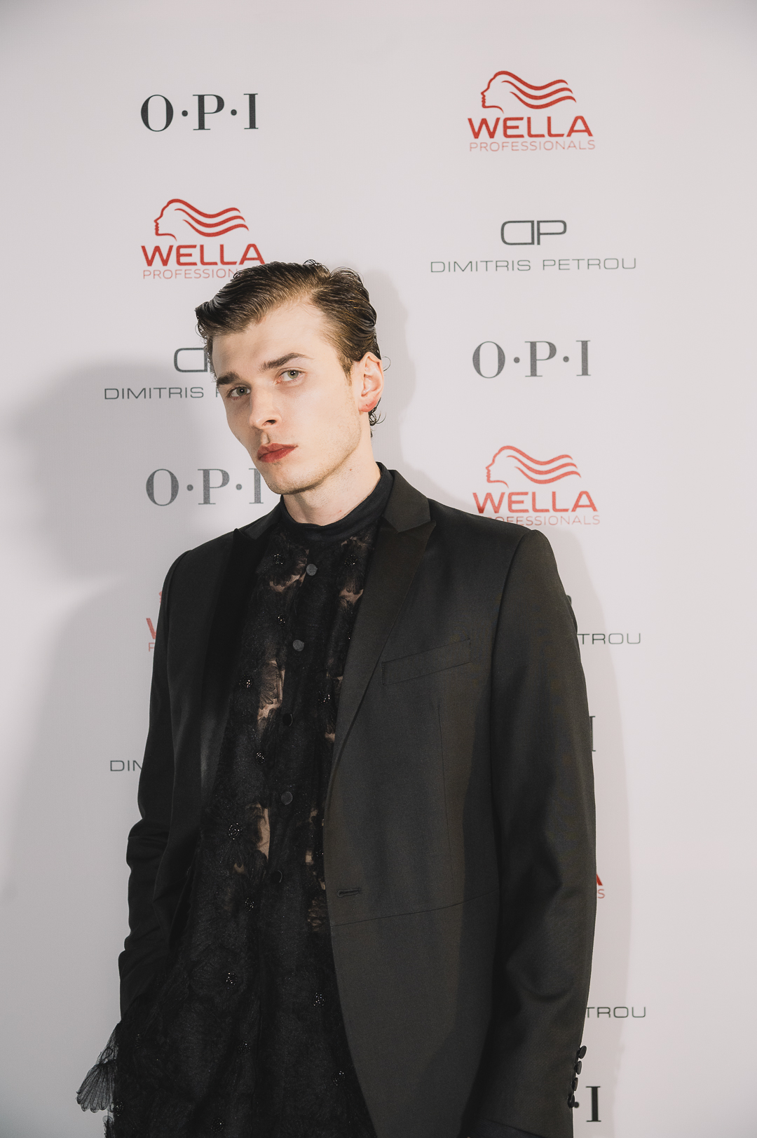 Τα εντυπωσιακά χτενίσματα από το show Dimitris Petrou είχαν την υπογραφή του Γιώργου Δουδέσση και της Wella Professionals-6