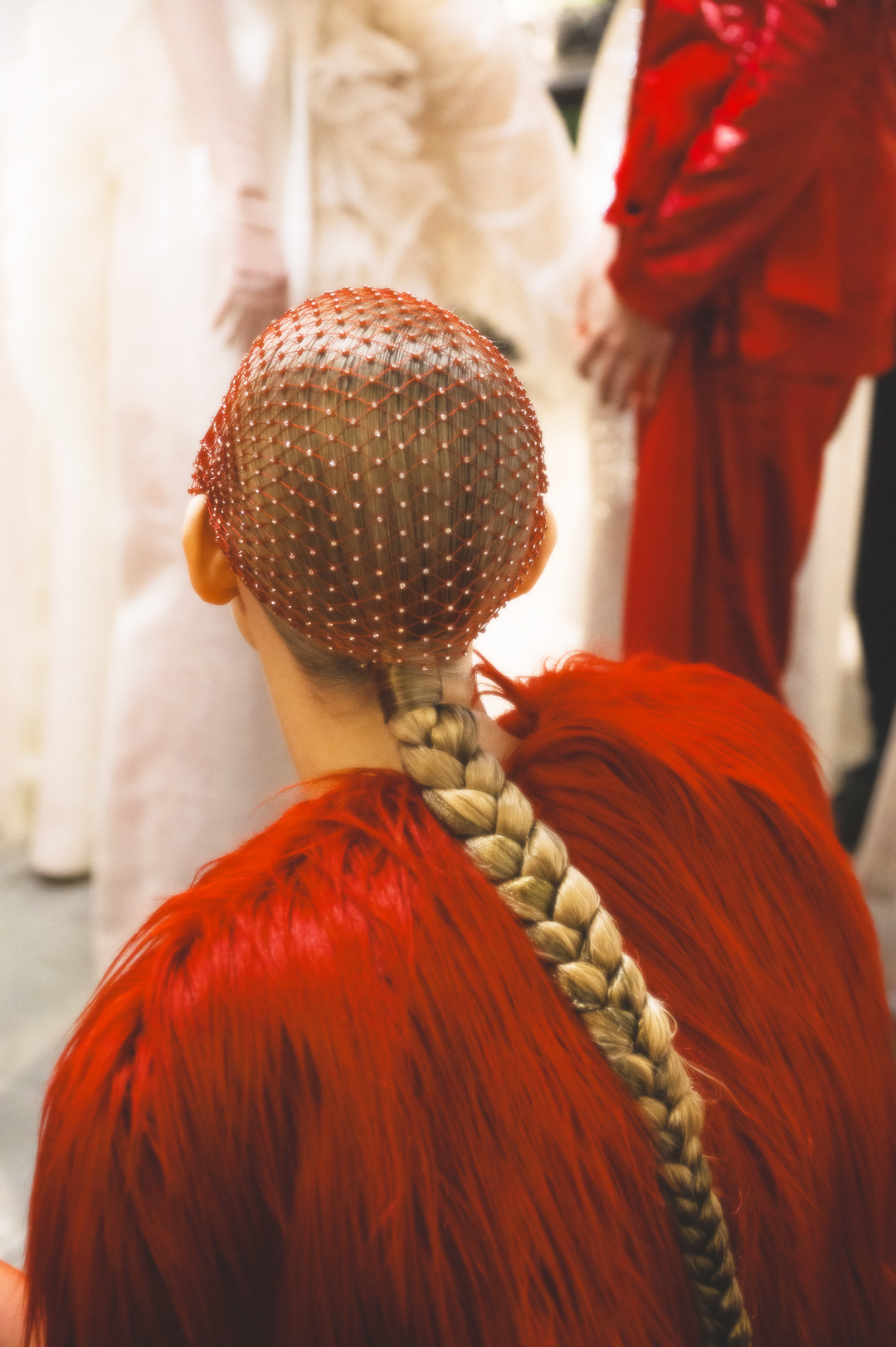 Τα εντυπωσιακά χτενίσματα από το show Dimitris Petrou είχαν την υπογραφή του Γιώργου Δουδέσση και της Wella Professionals-3