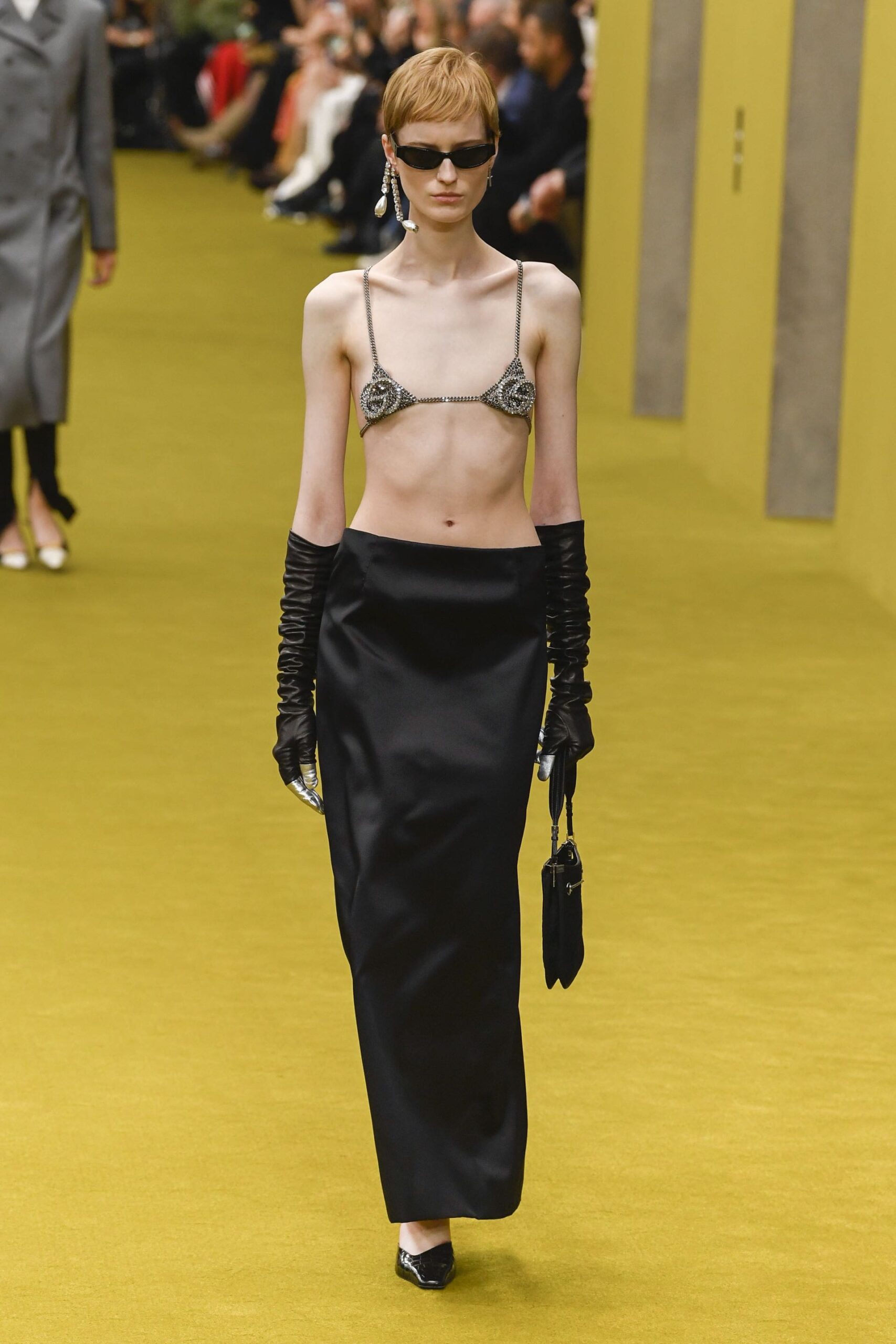 Από το πάρτι στη βόλτα, τα πιο chic γάντια για τα winter look-2