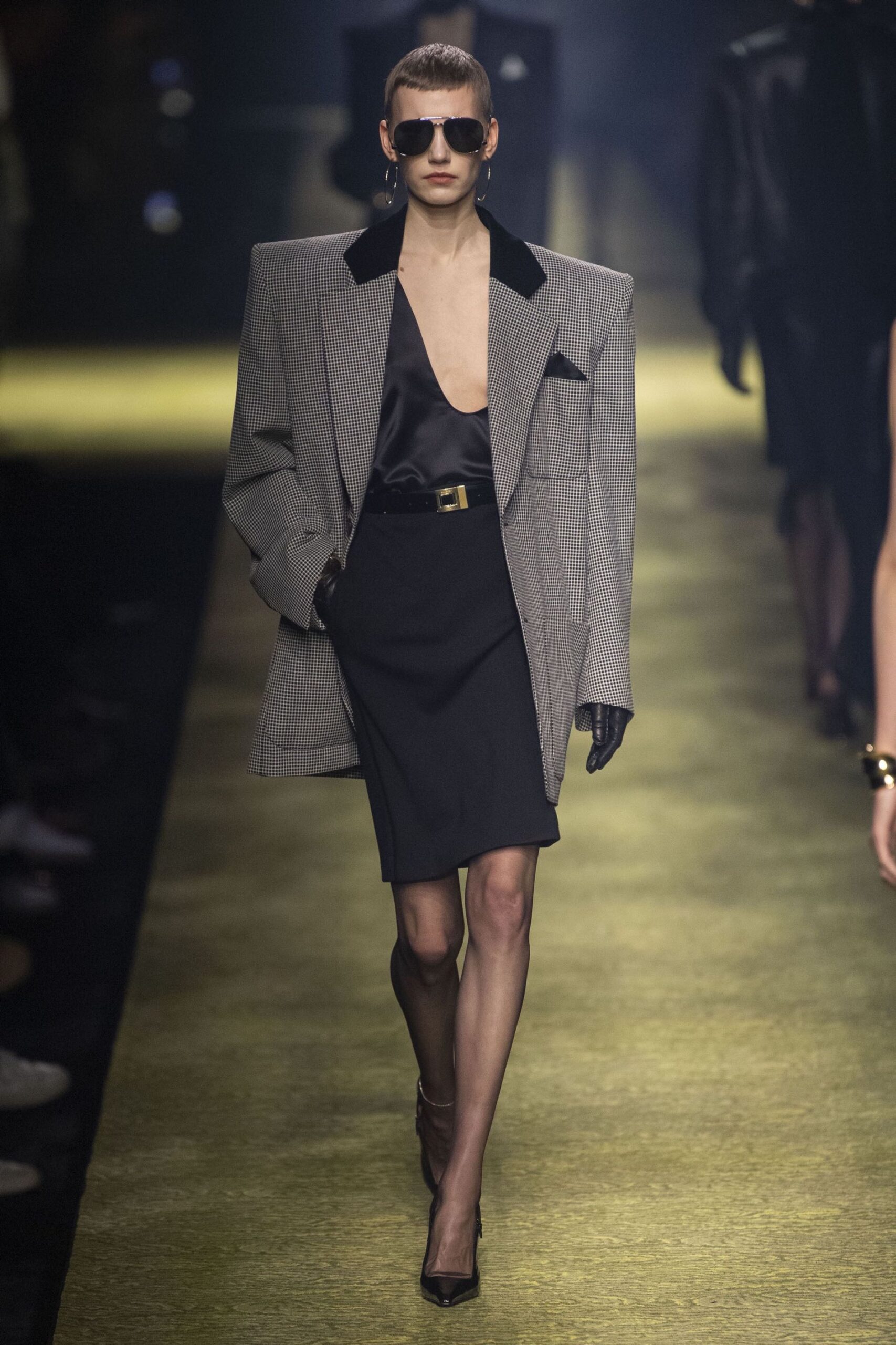 Από το πάρτι στη βόλτα, τα πιο chic γάντια για τα winter look-4