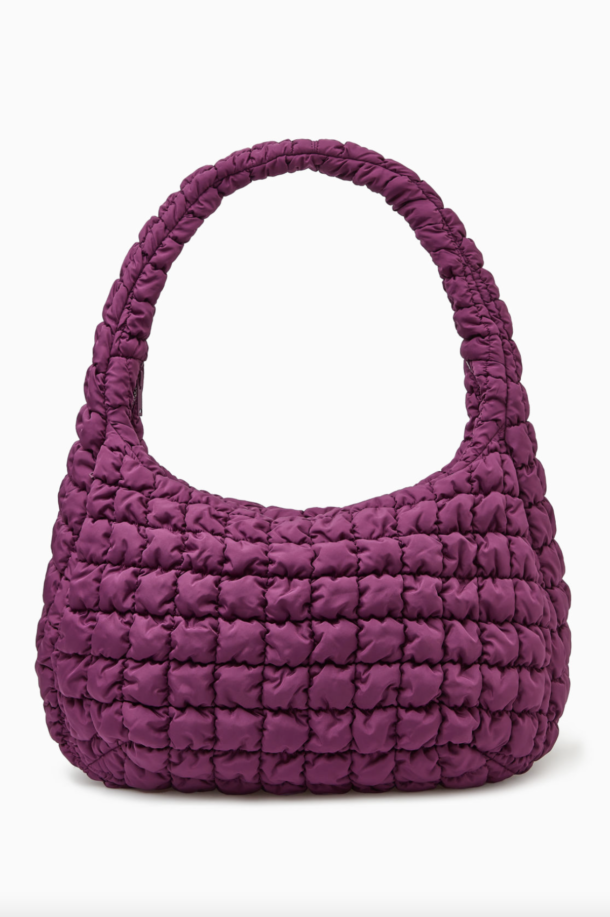 Οι mini bags δίνουν τη θέση τους στις oversized για το 2024-6