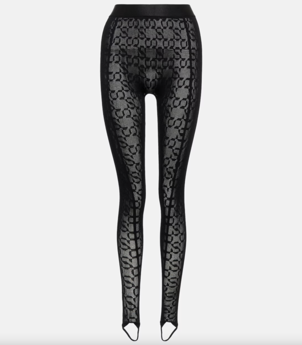 Stirrup leggings: Η τάση της σεζόν και πώς να τη συνδυάσετε-6