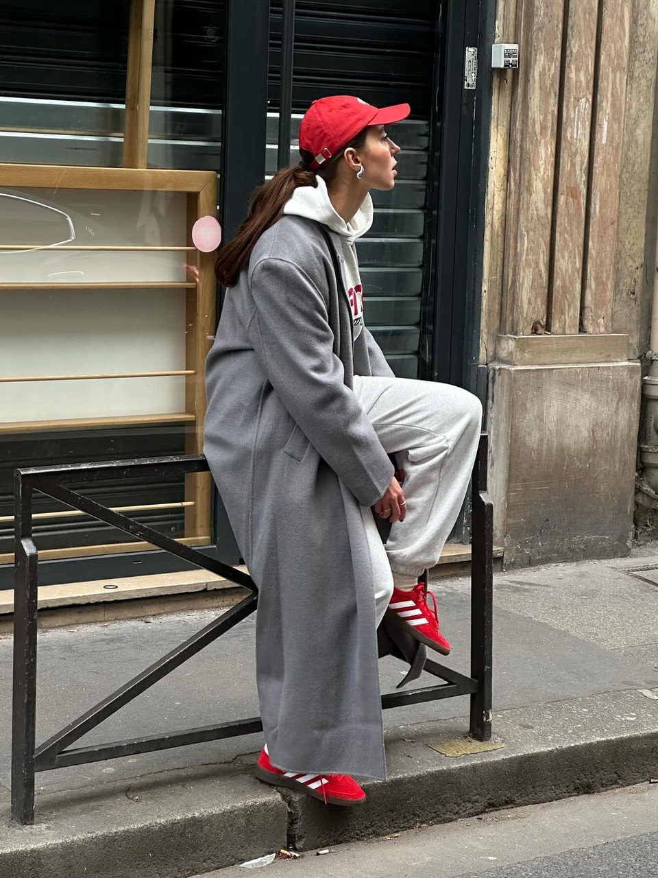 Tracksuits: 4 look με φόρμες για να είστε comfy και να ξεκινήσετε την χρονιά με χαλαρή διάθεση-1